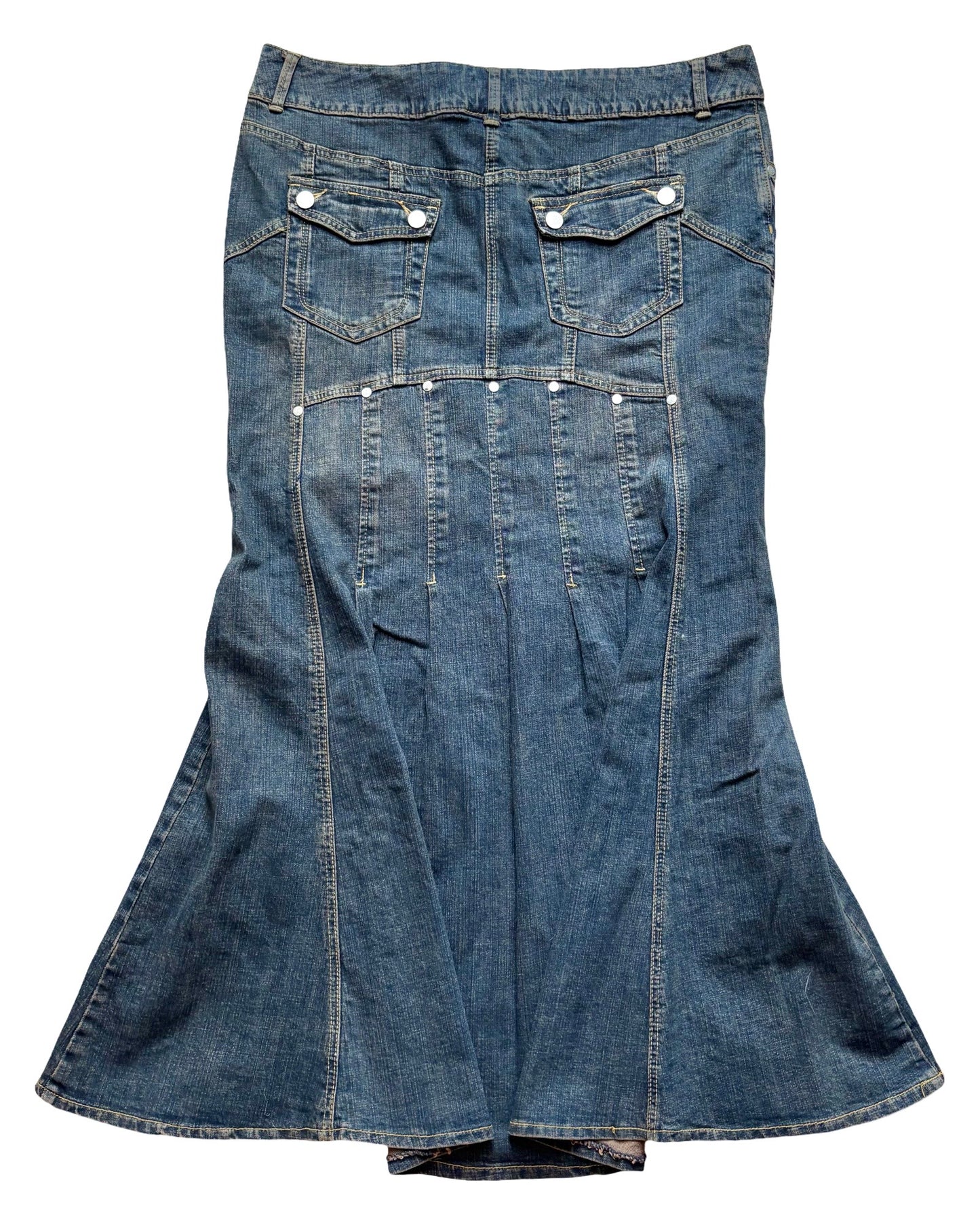 Bisou 00’s Denim Skirt | Size 38” Waist