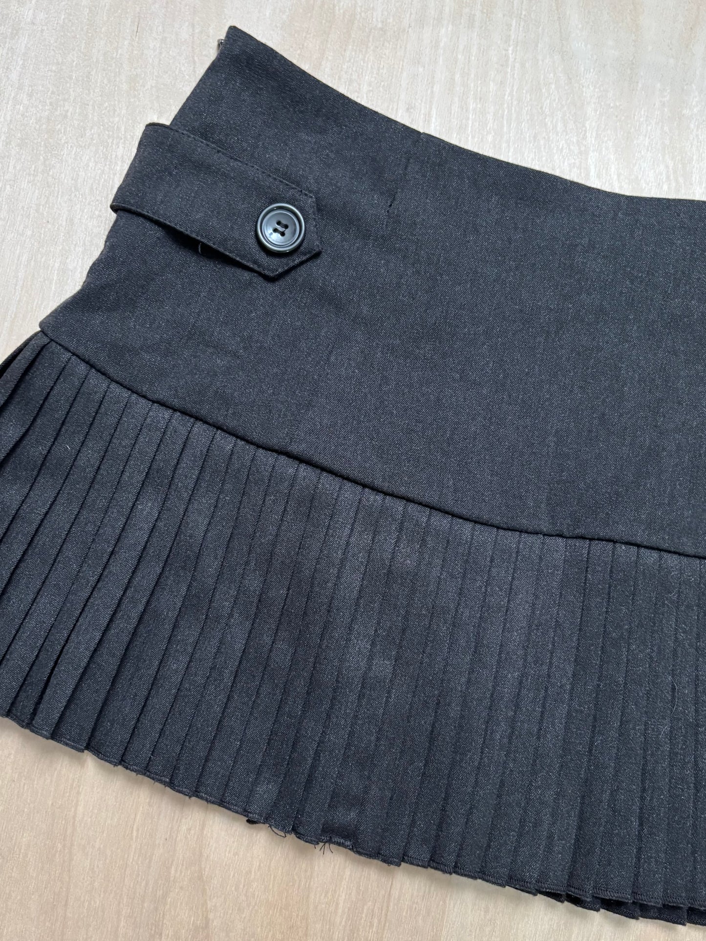 Forever 21 00’s mini skirt | 30” waist