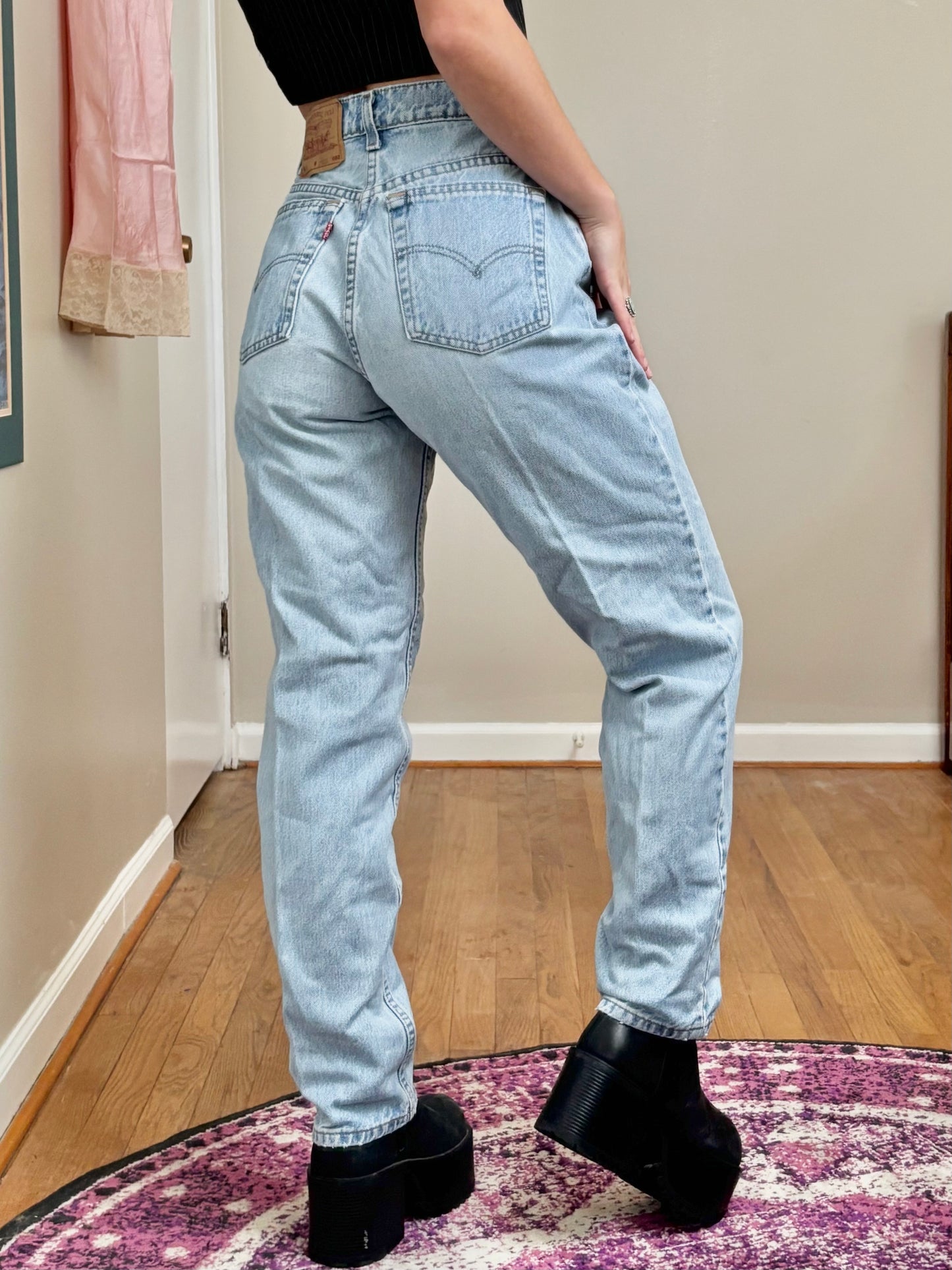 1996 Relaxed 550 Levi’s | Size 28” Waist