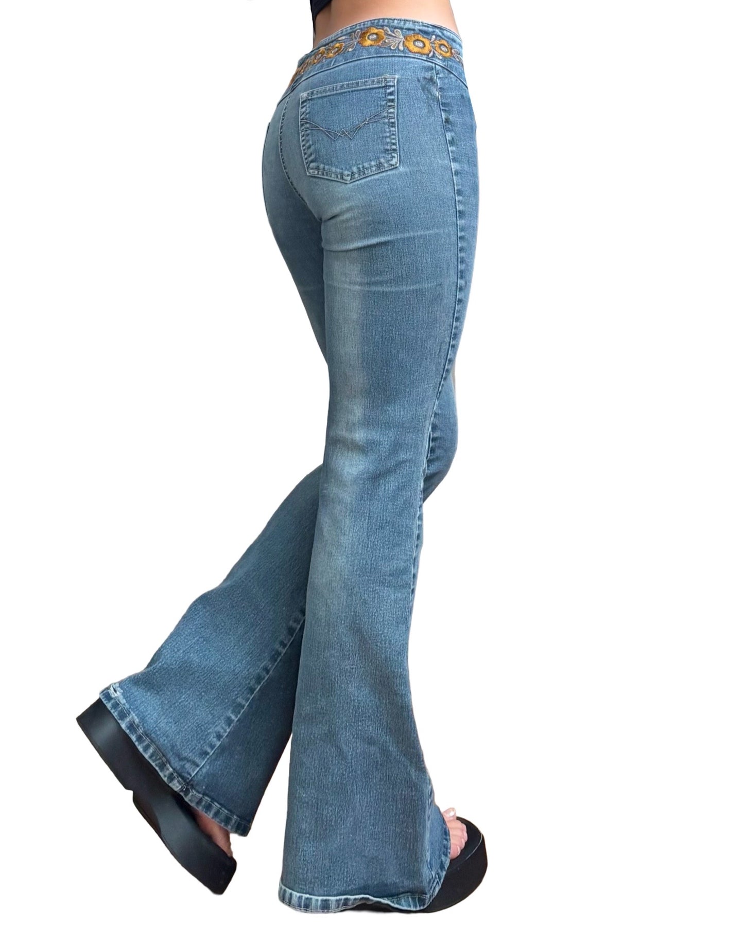 Flower 00’s Flare Denim | Size 4