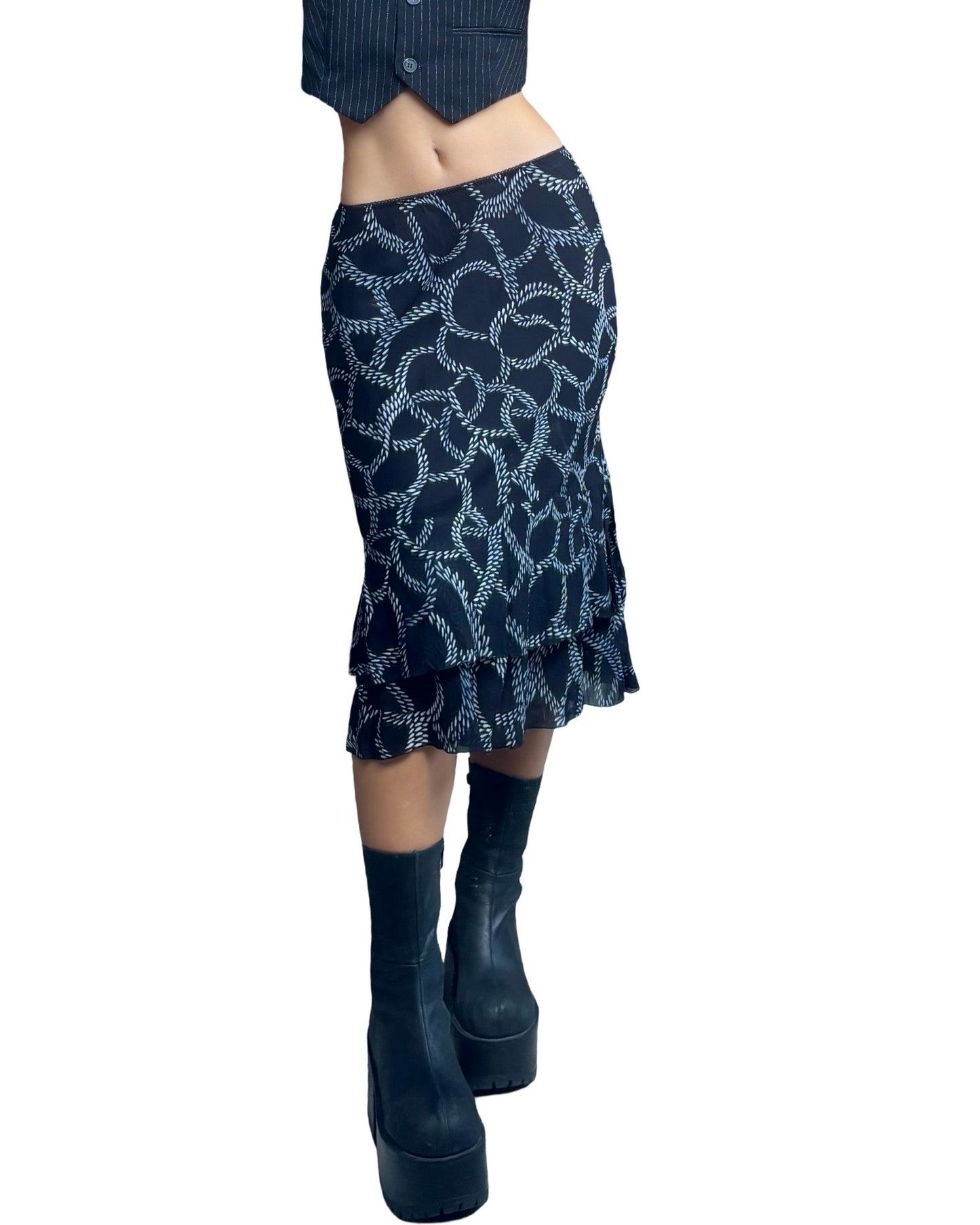 Petite Sophisticate 90’s Midi Skirt | Size 25” Waist