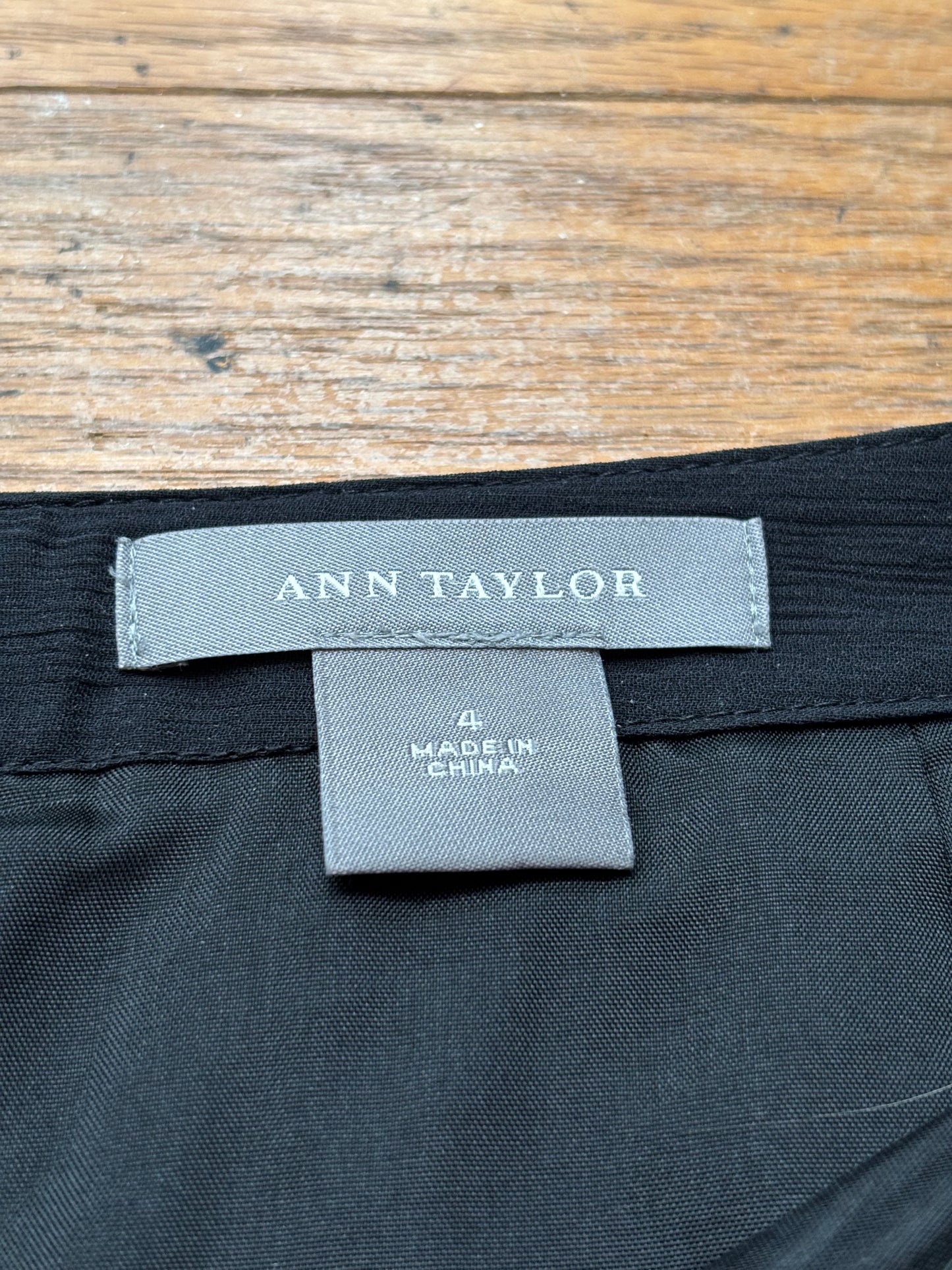 Ann Taylor 00's Silk Skirt | Size 30" Waist