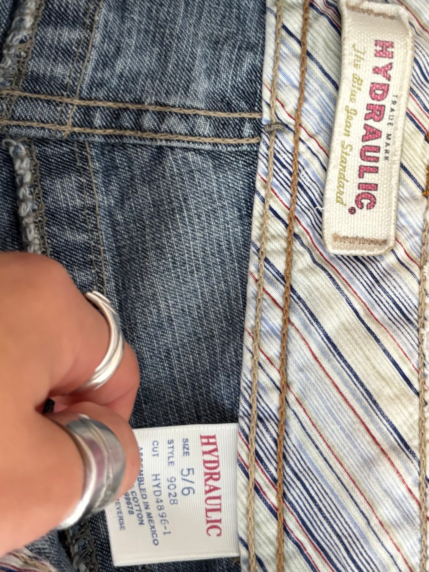 Hydraulic 00’s Denim Capri | Size 30” Waist