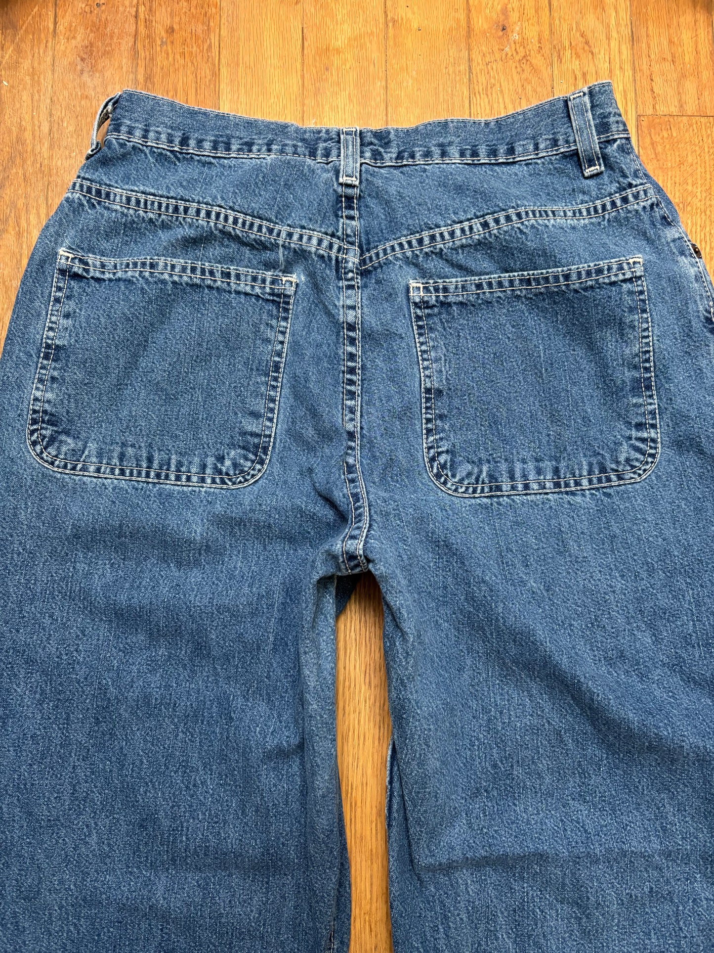 Old Navy 90’s Baggy Jeans | Size 27” Waist