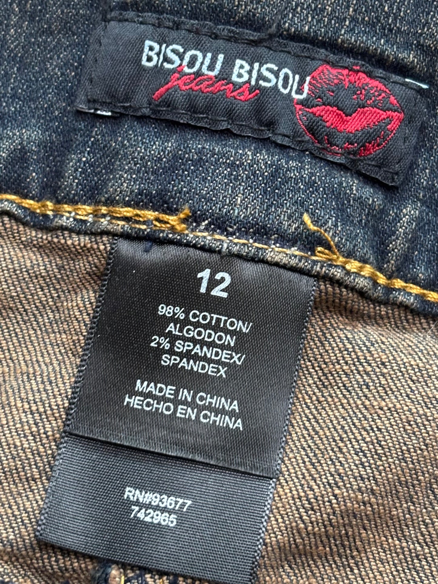 Bisou 00’s Denim Skirt | Size 38” Waist