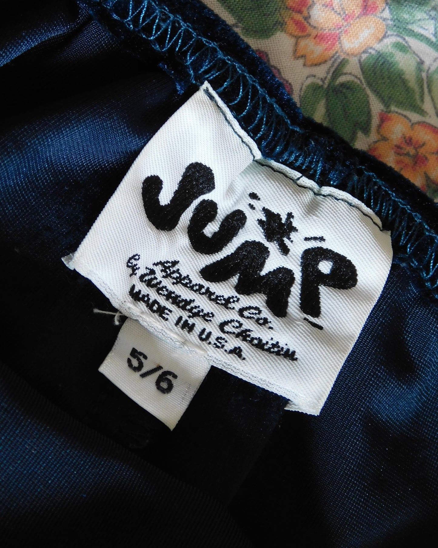 Jump Velvet Gown | Size S
