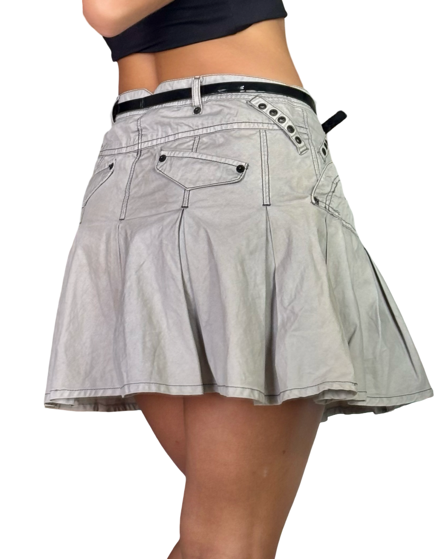 Pleated Cargo Mini | Size 29” waist