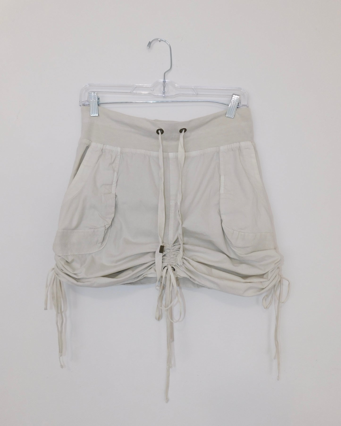 Y2K cargo mini skirt | Size M