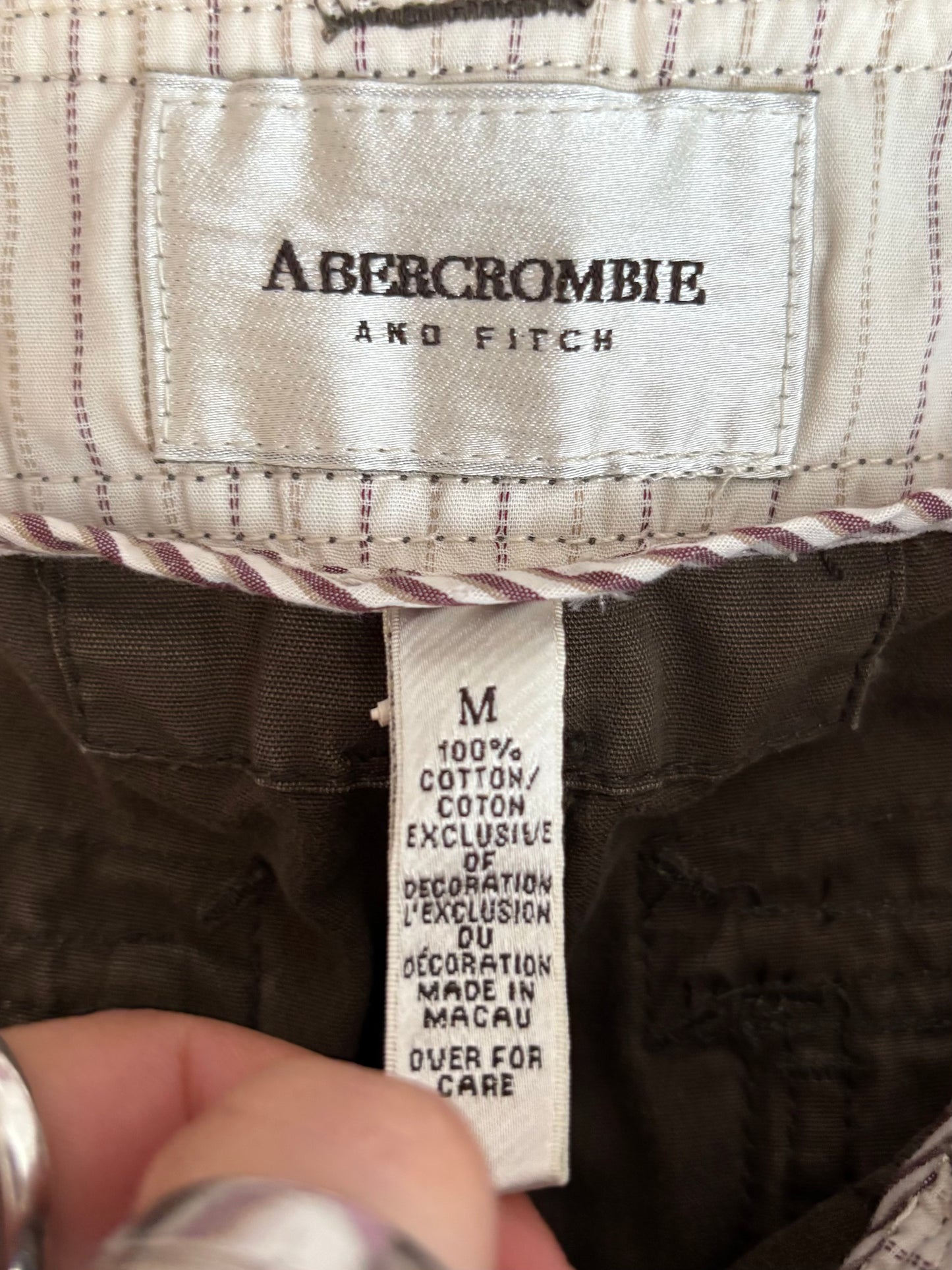 A&F 00’s Button Cargo | Size 33” Waist
