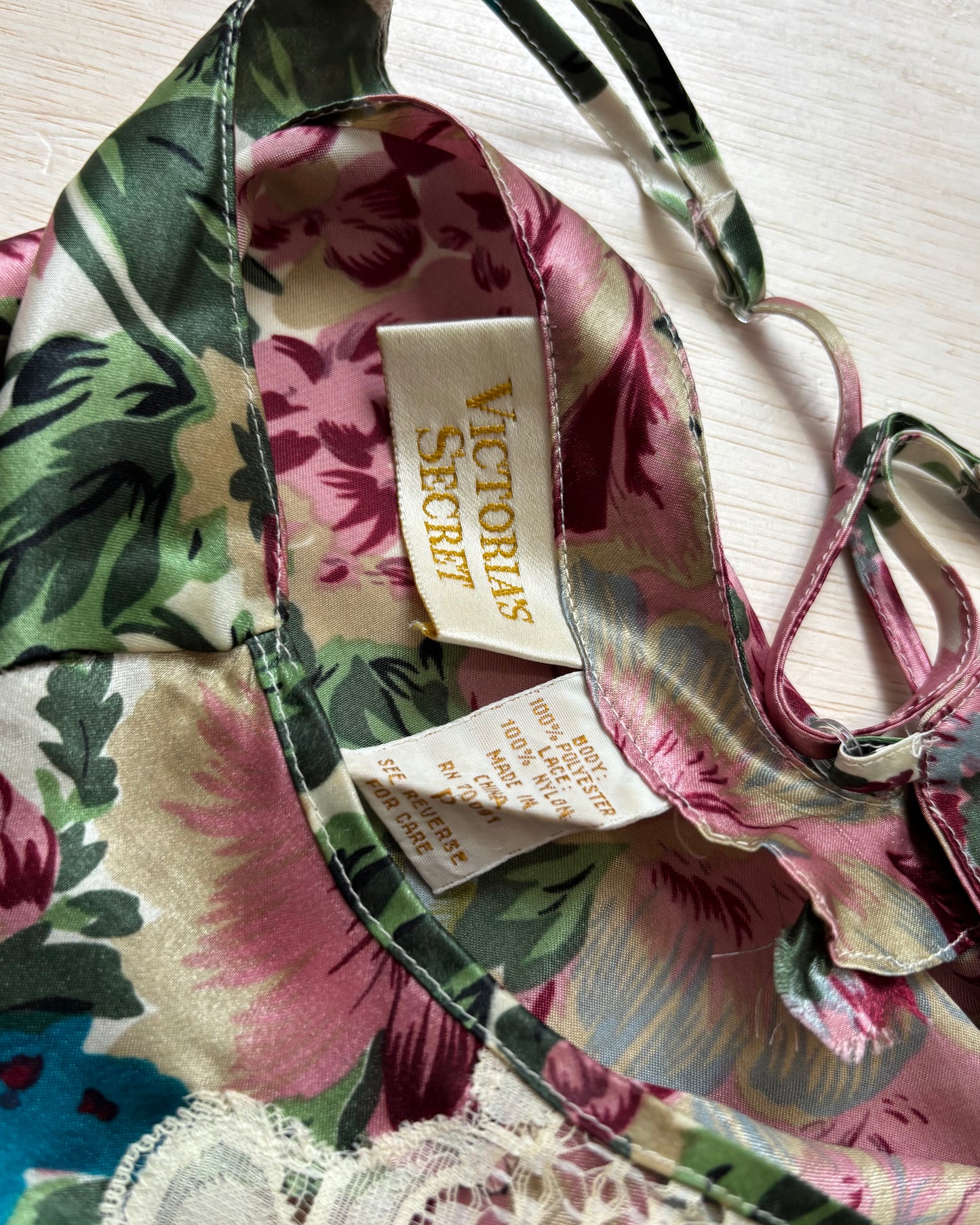 VS Gold Tag Floral Slip | Size S