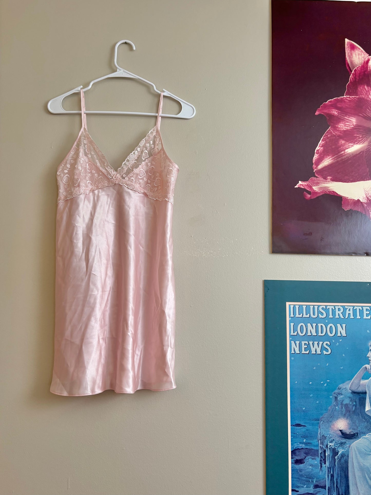 Sears Inner Most 90’s Slip | Size M