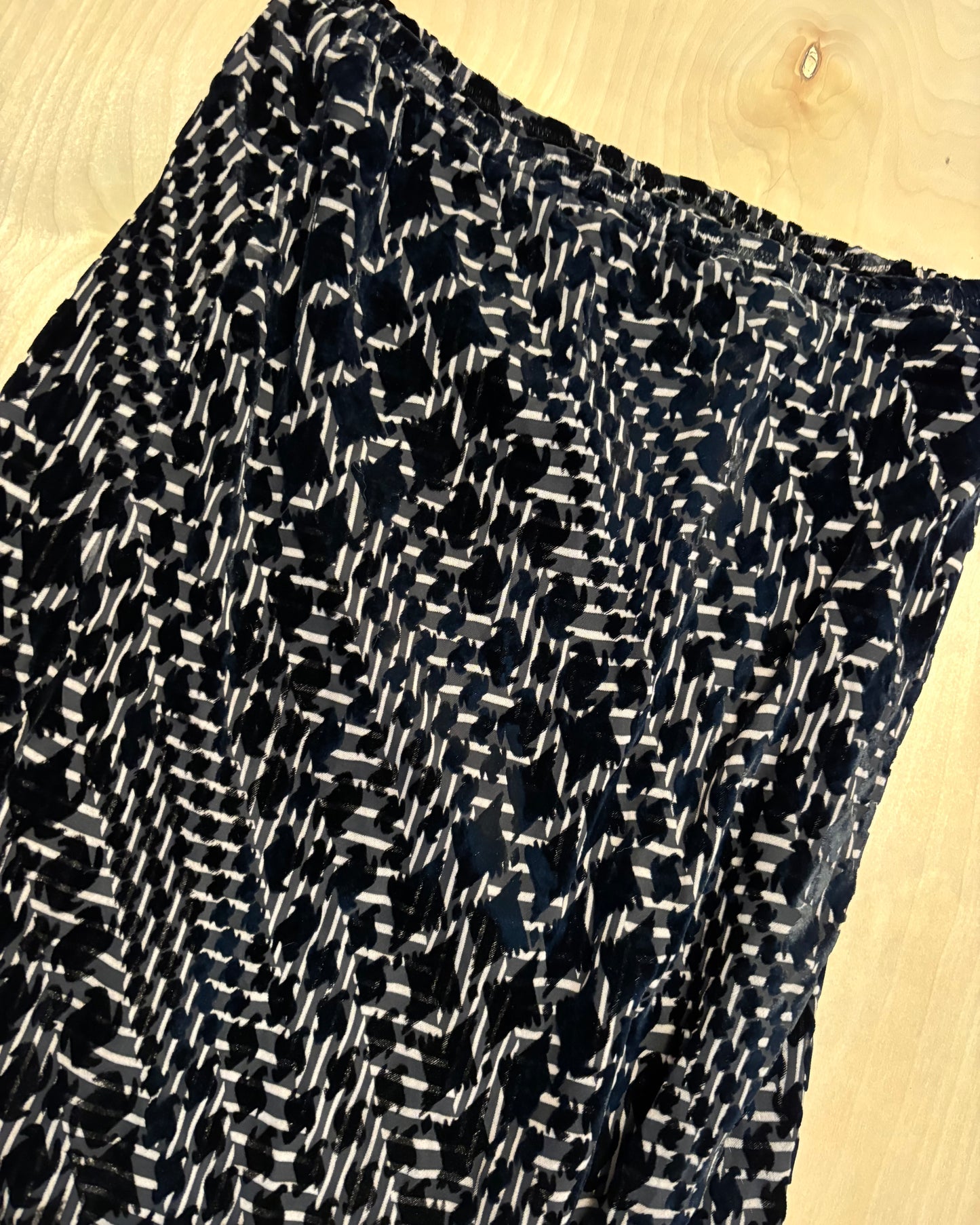 Mesh 90’s Velvet Maxi Skirt | Size 34” waist