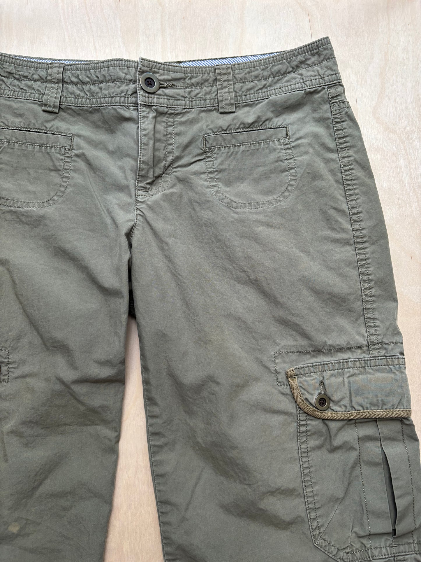 Tommy 00’s Cargo Capris | Size 4