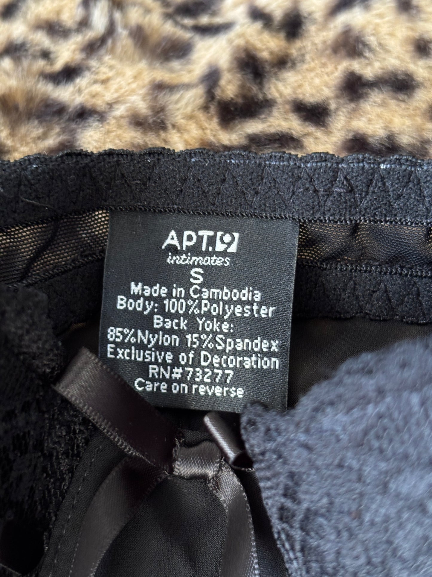 APT.9 00's Slip Top | Size S