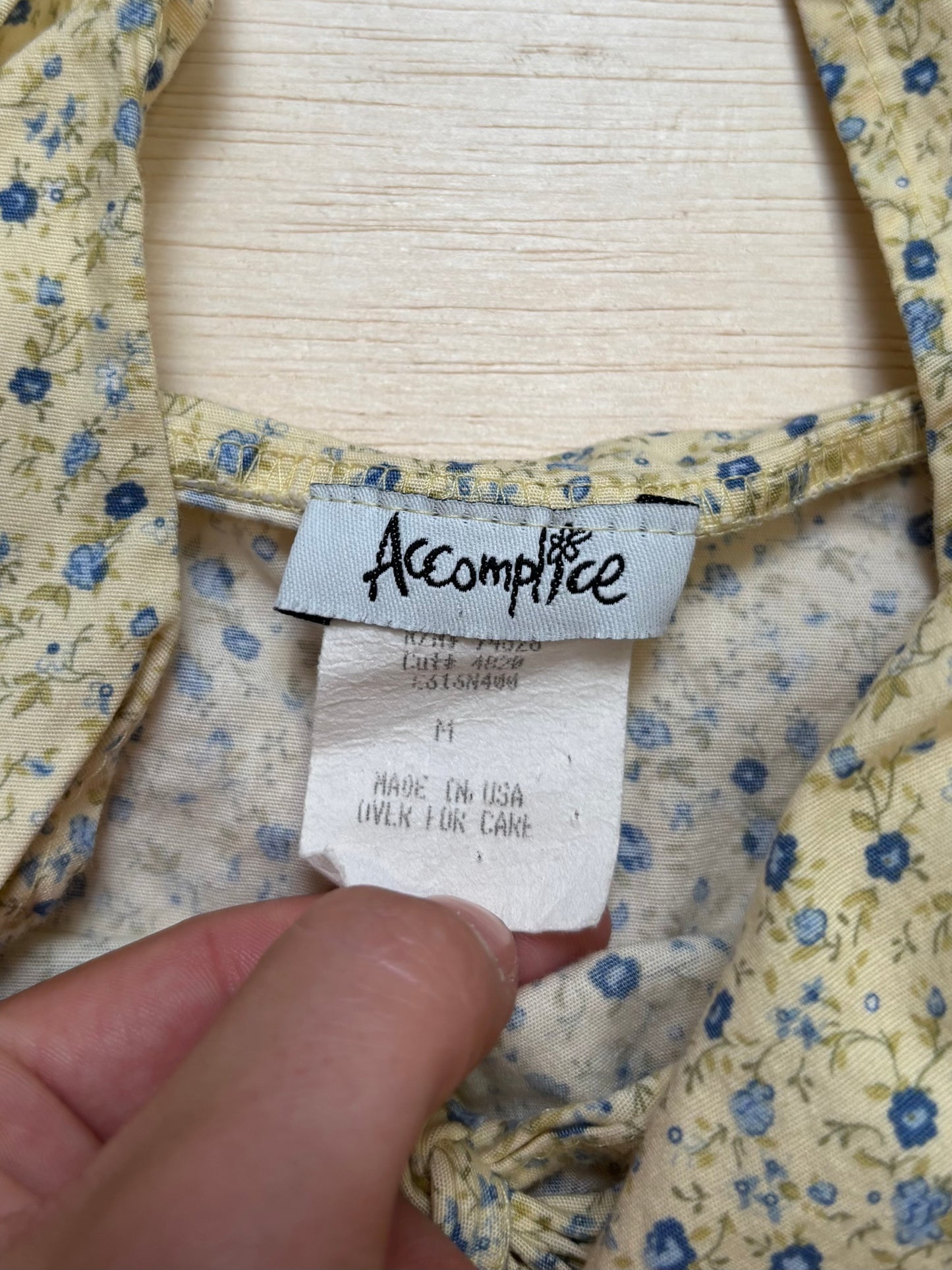 Accomplice 90’s Halter Top | Size M