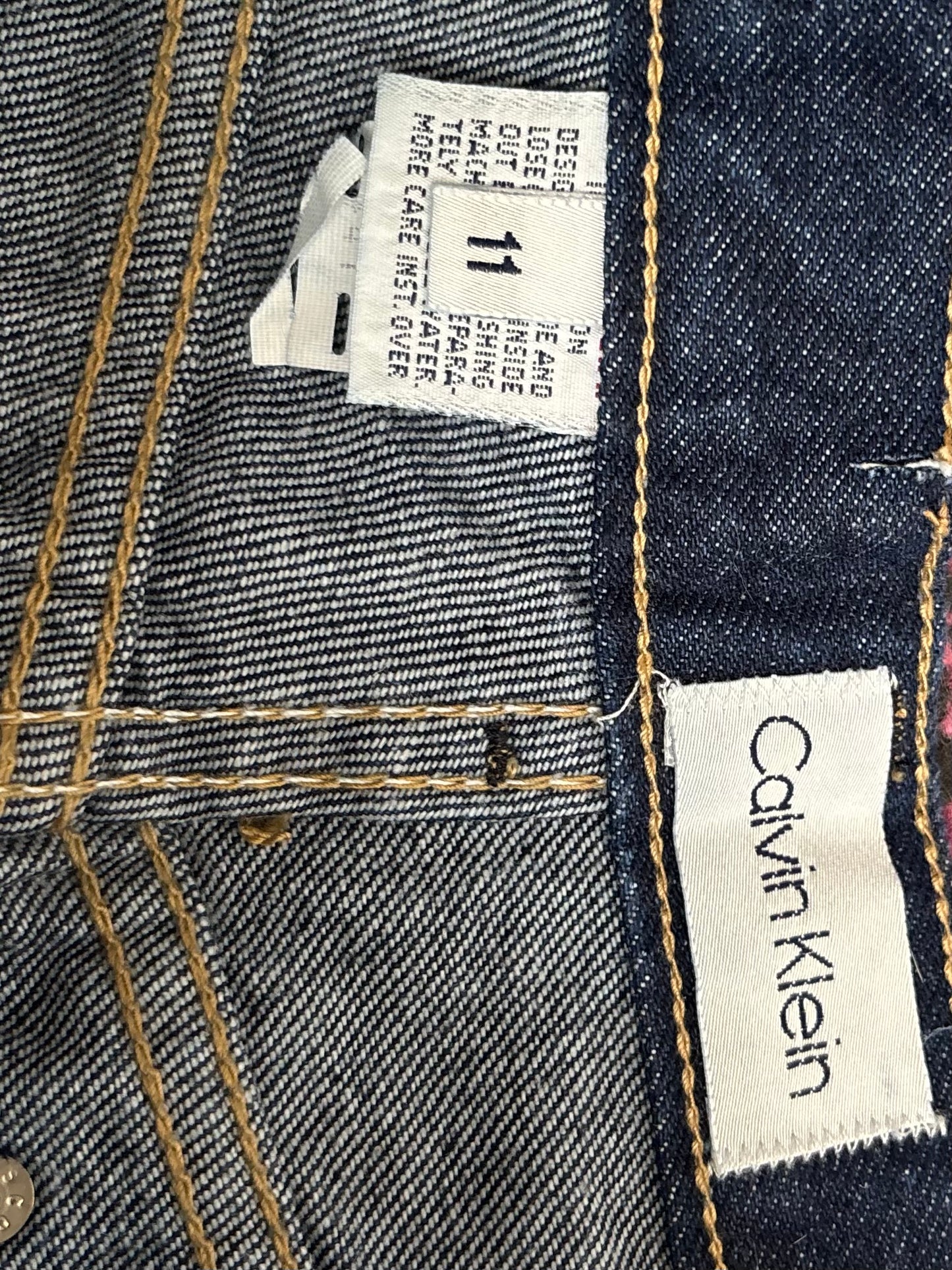 Calvin Klein 90’s Straight Leg Jean | Size 26” Waist