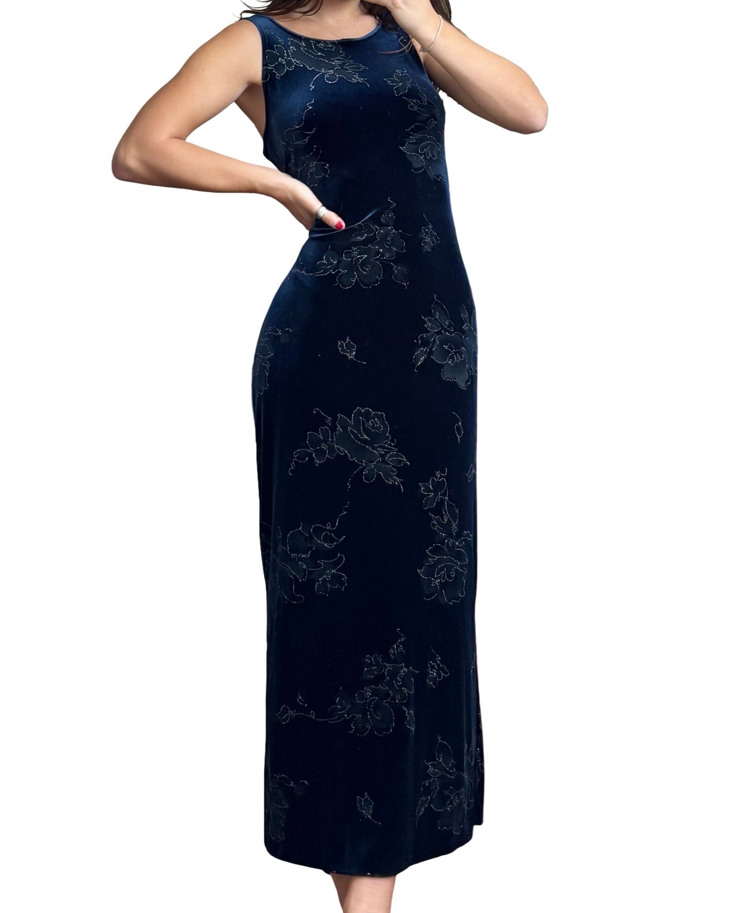 Jump 90’s Velvet Maxi | Size M/L