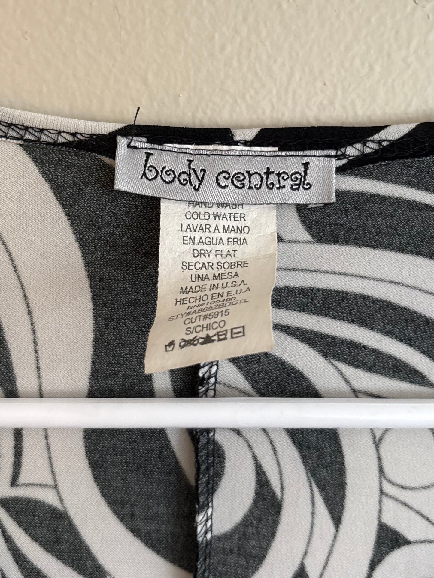 Body Central 00’s Tie Back Mini | Size S