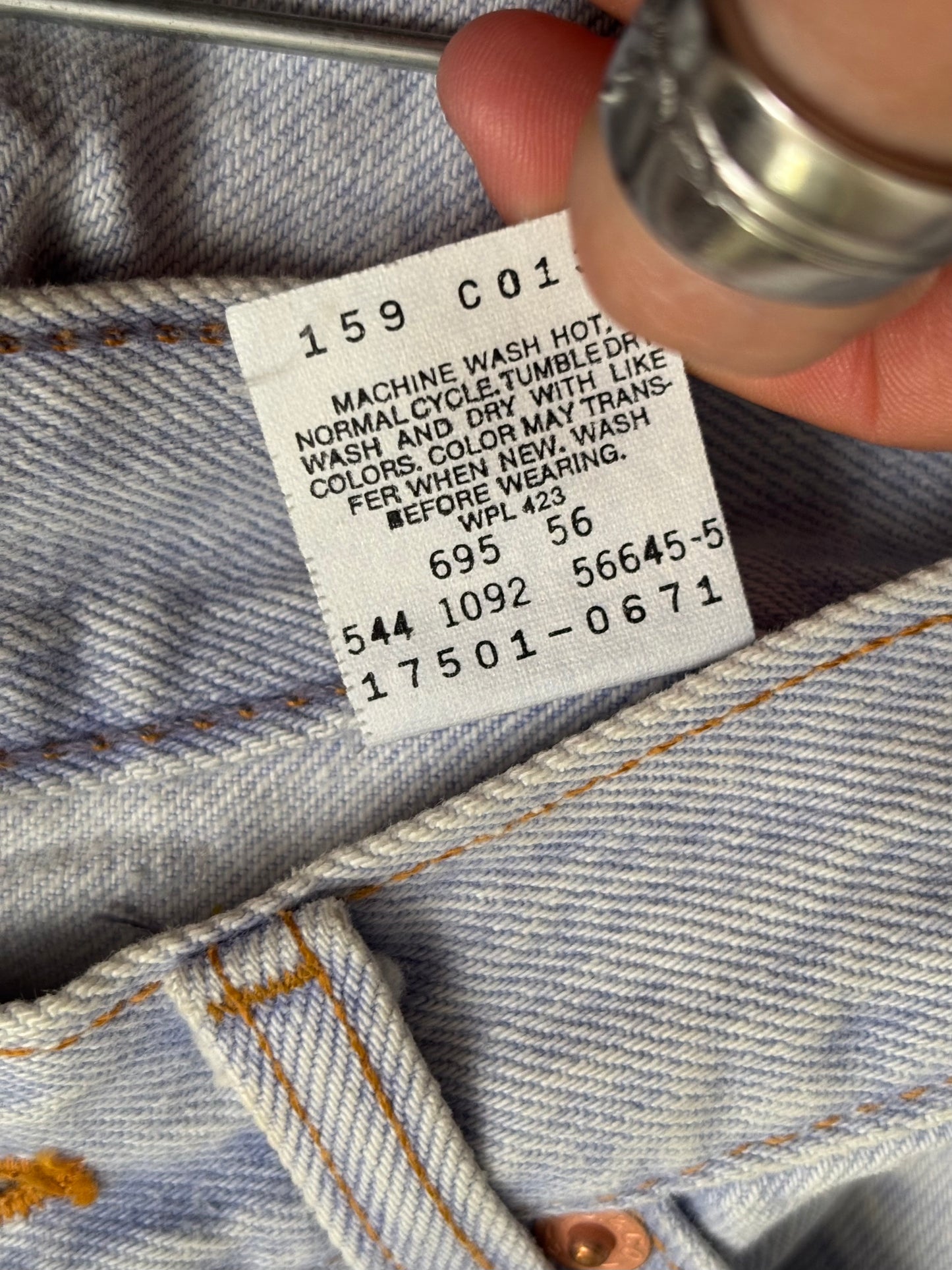 Levi's 1992 Light Wash Denim | Size 25" Waist