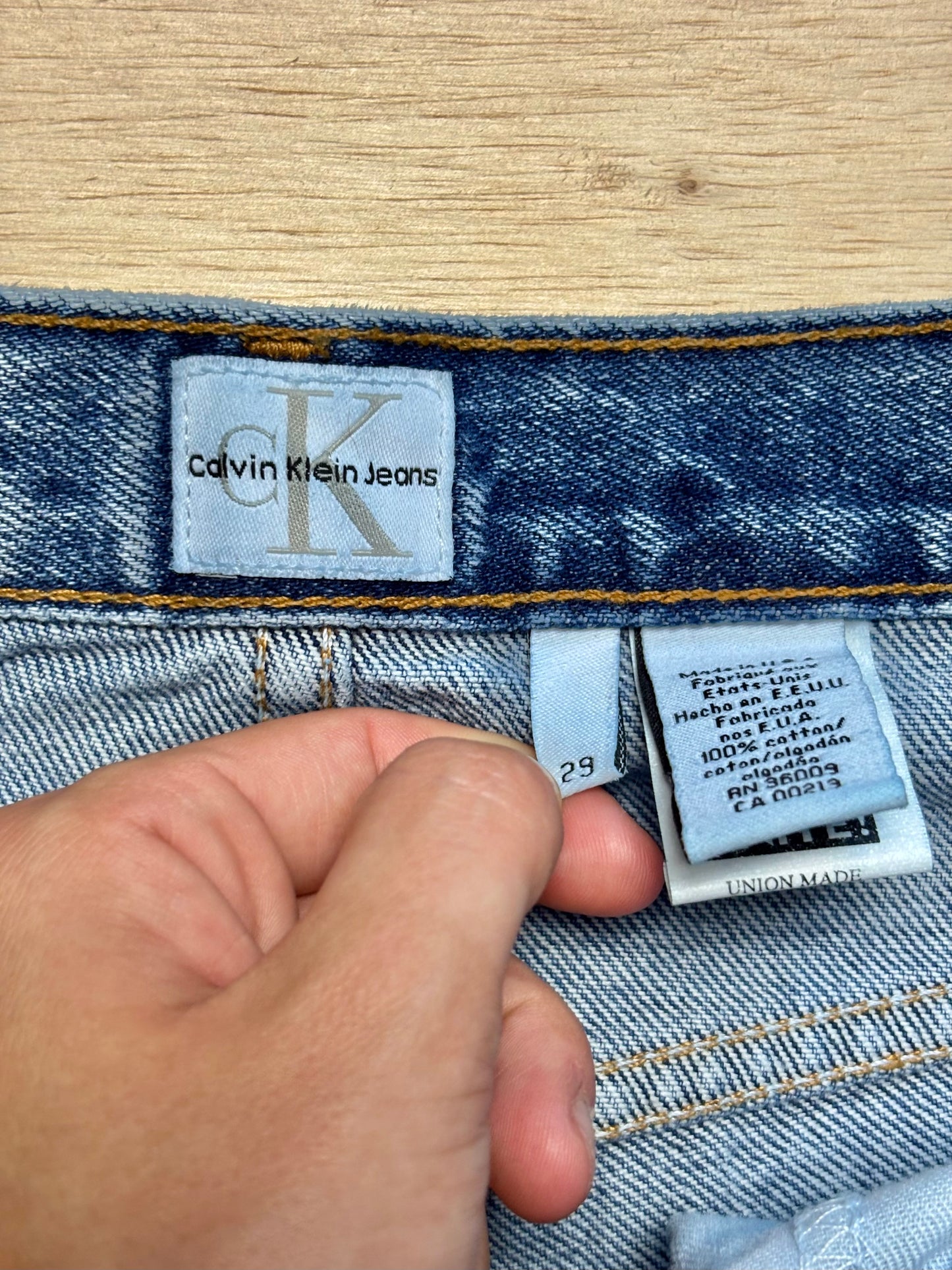 Calvin Klein 90’s Jeans | Size 28” waist