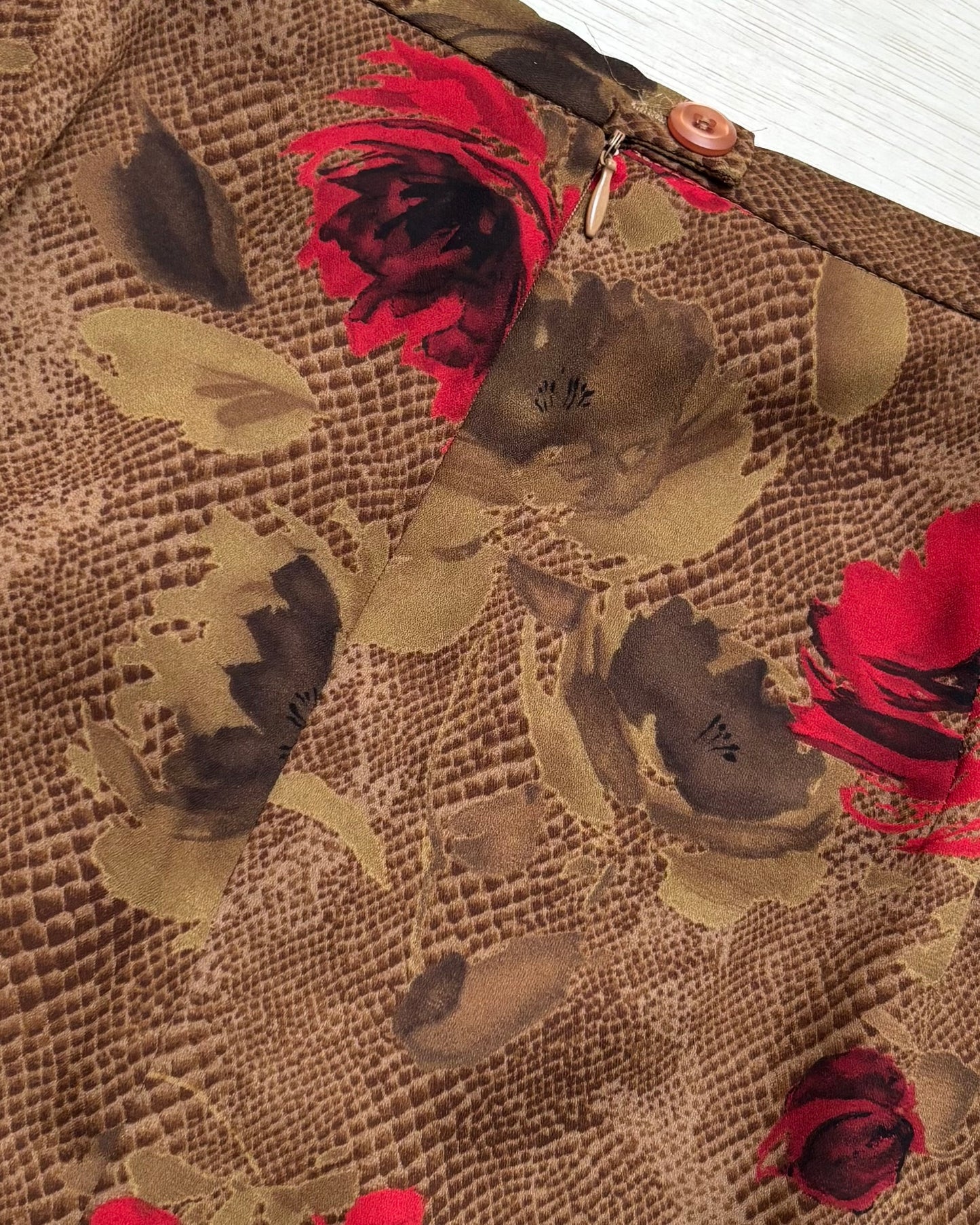 Emma James Floral Maxi | Size 35” waist