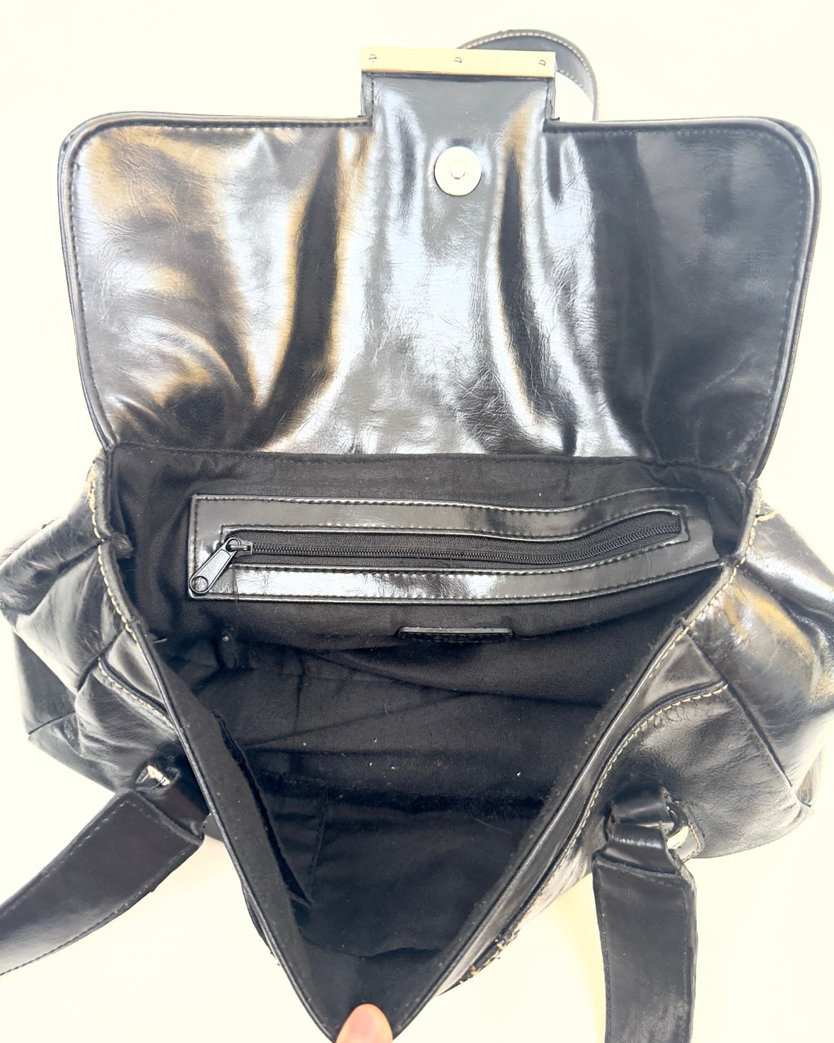 90’s Black Leather Buckle Purse