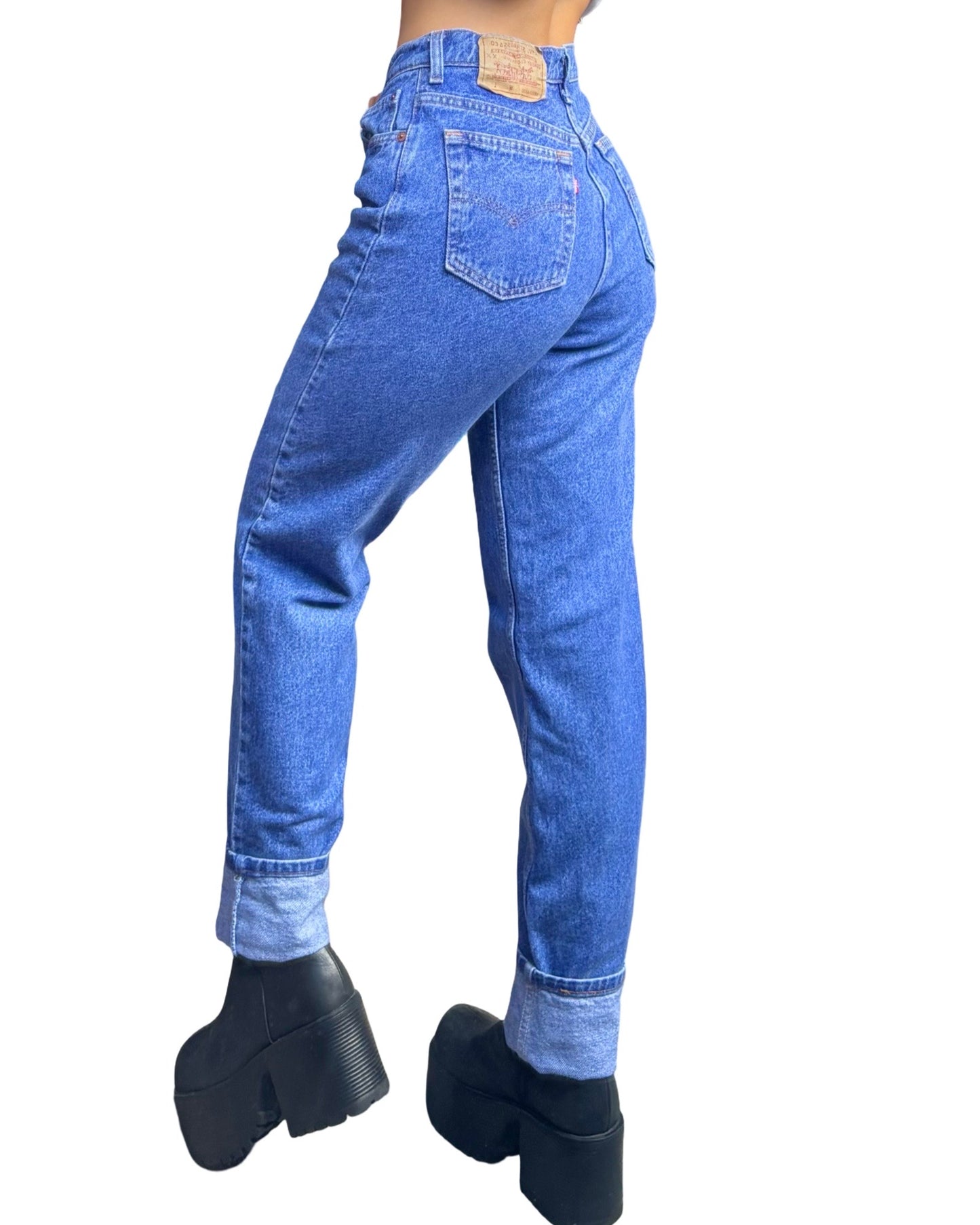 Vintage Levi’s Jeans | Size 27” waist