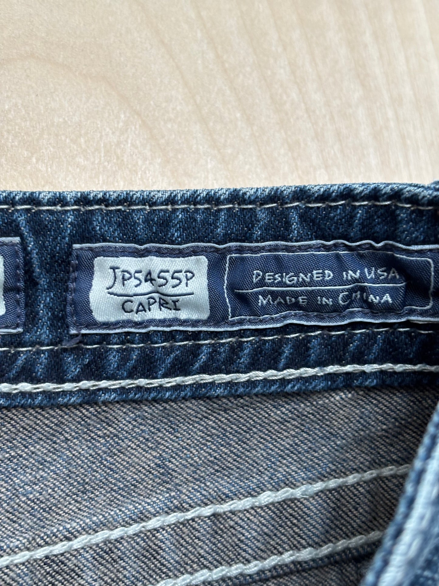 Miss Me 00’s Denim Capri | Size 28” Waist