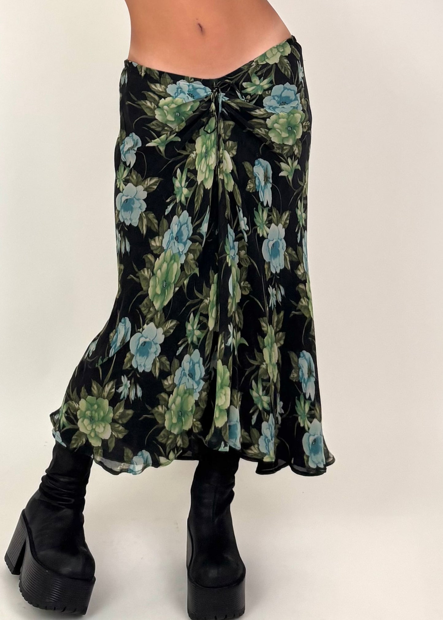 Sunny Floral Maxi | Size 32” waist