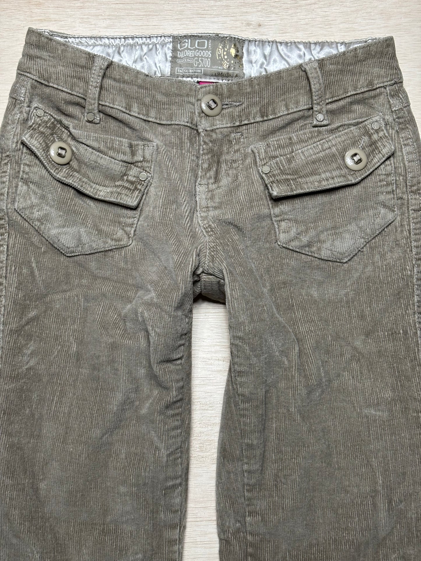Glo 00’s Corduroy Flare Pants | Size 26” Waist
