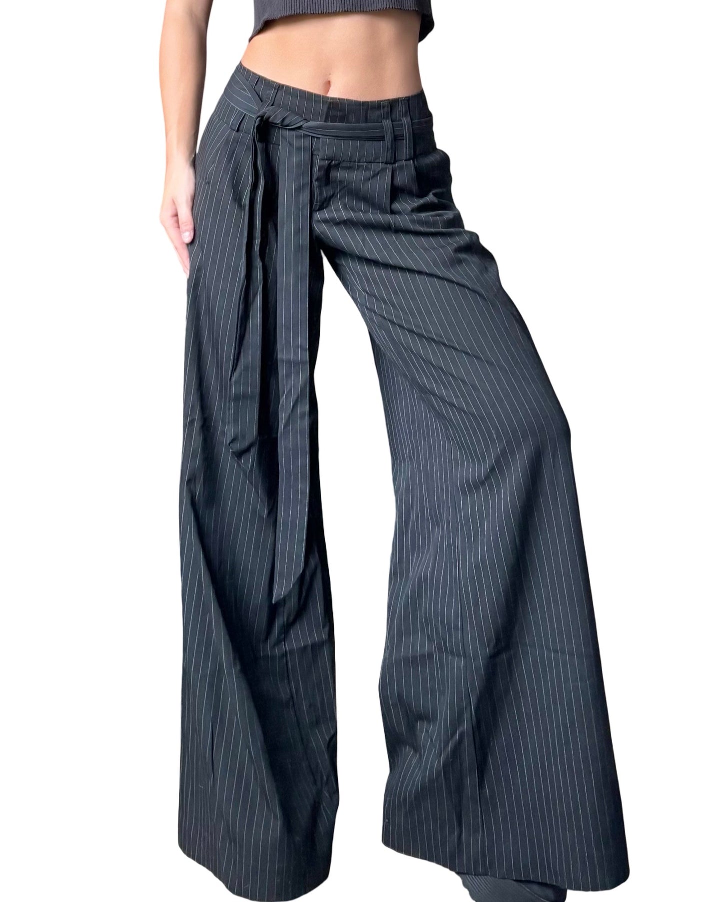 XXI 00’s Pinstripe Pants | Size 32” Waist