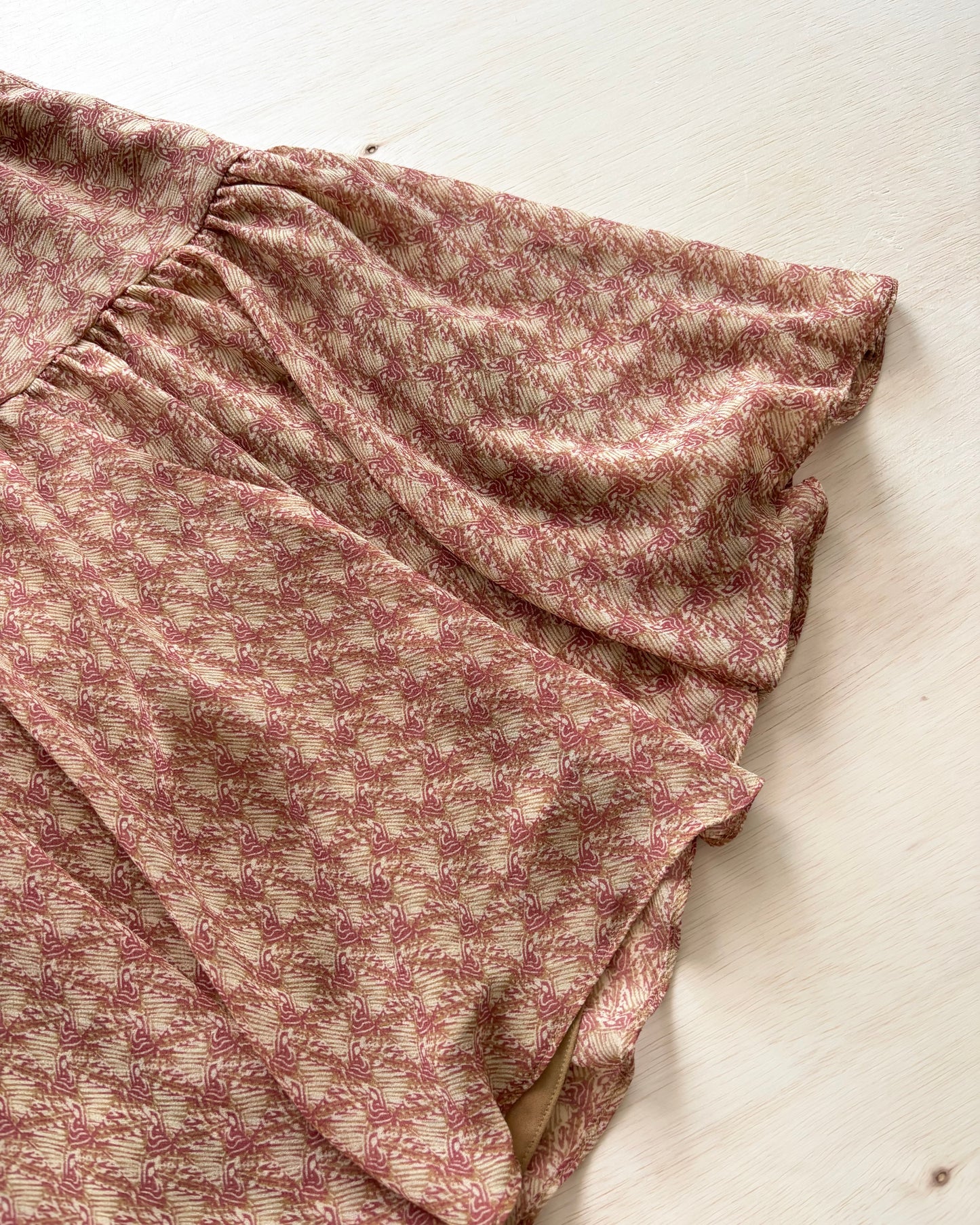 Tapemeasure Y2K Silk Skirt | Size 37” waist