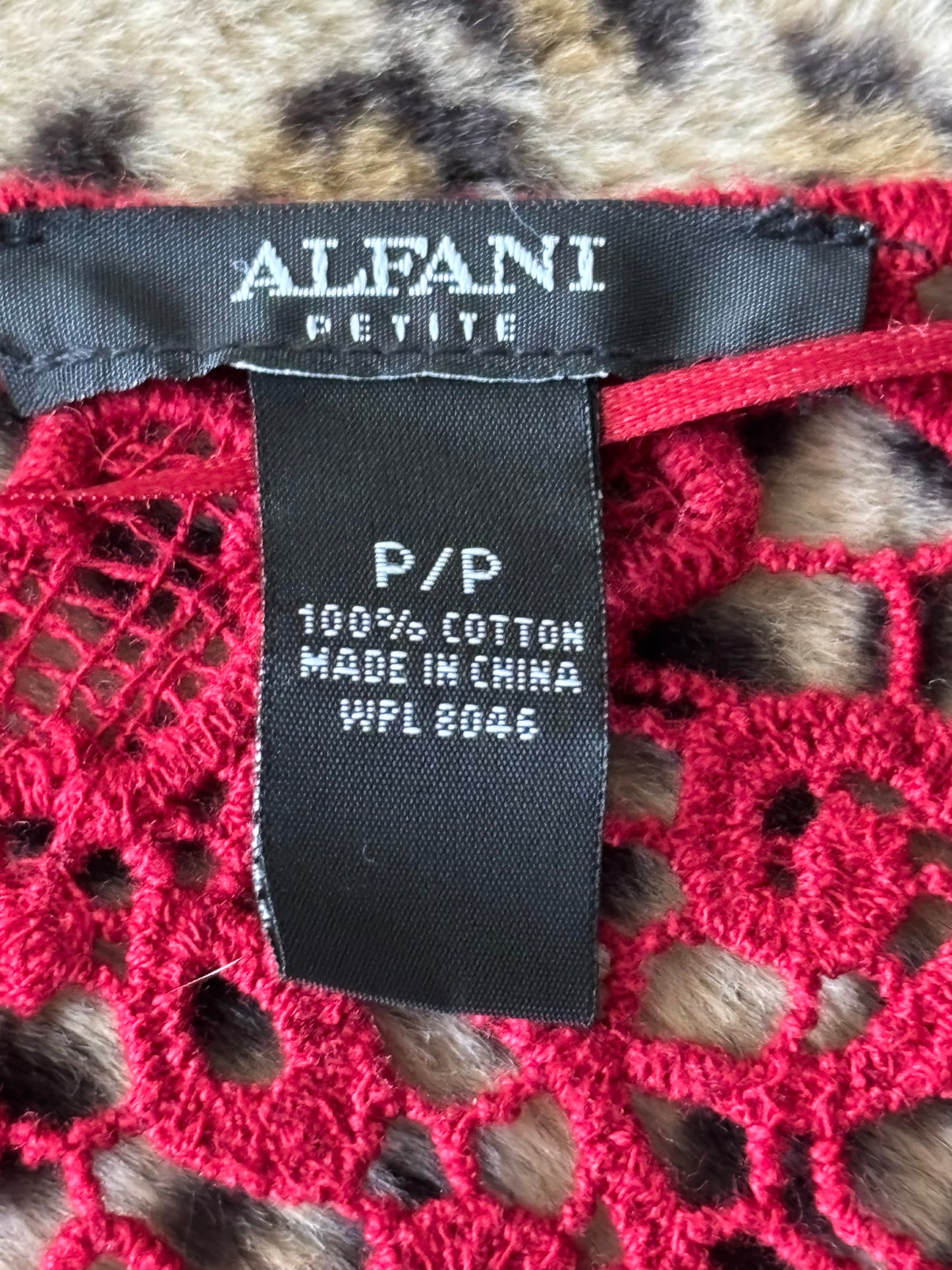 Alfani 90’s Crochet Top | Size S