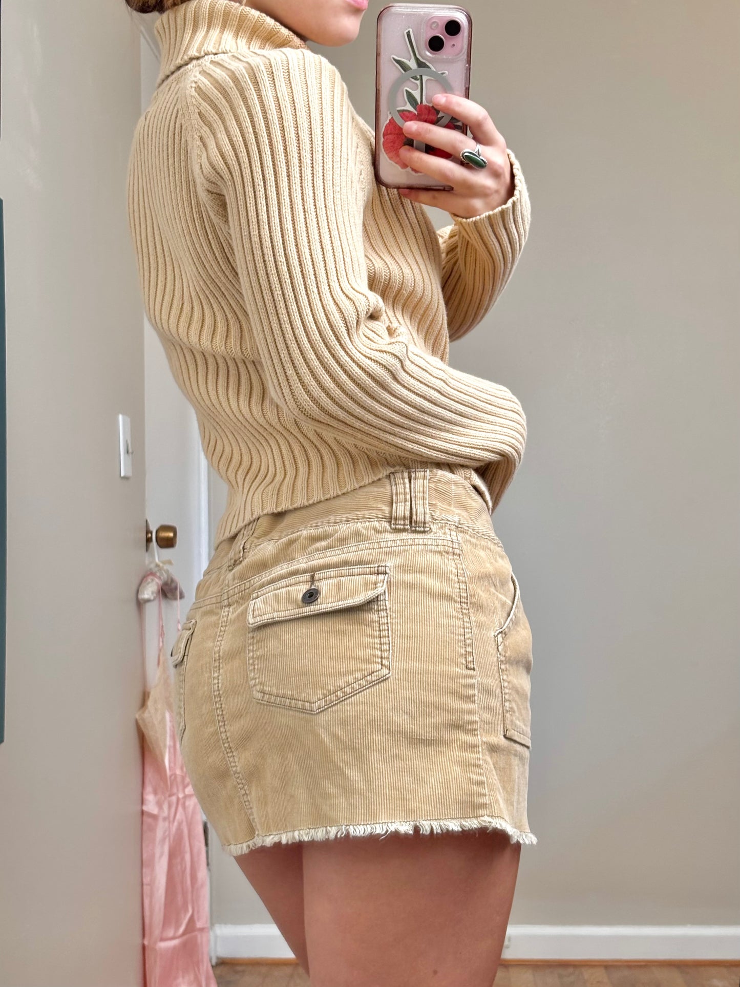 Roxy 00’s Corduroy Mini | Size 30” Waist