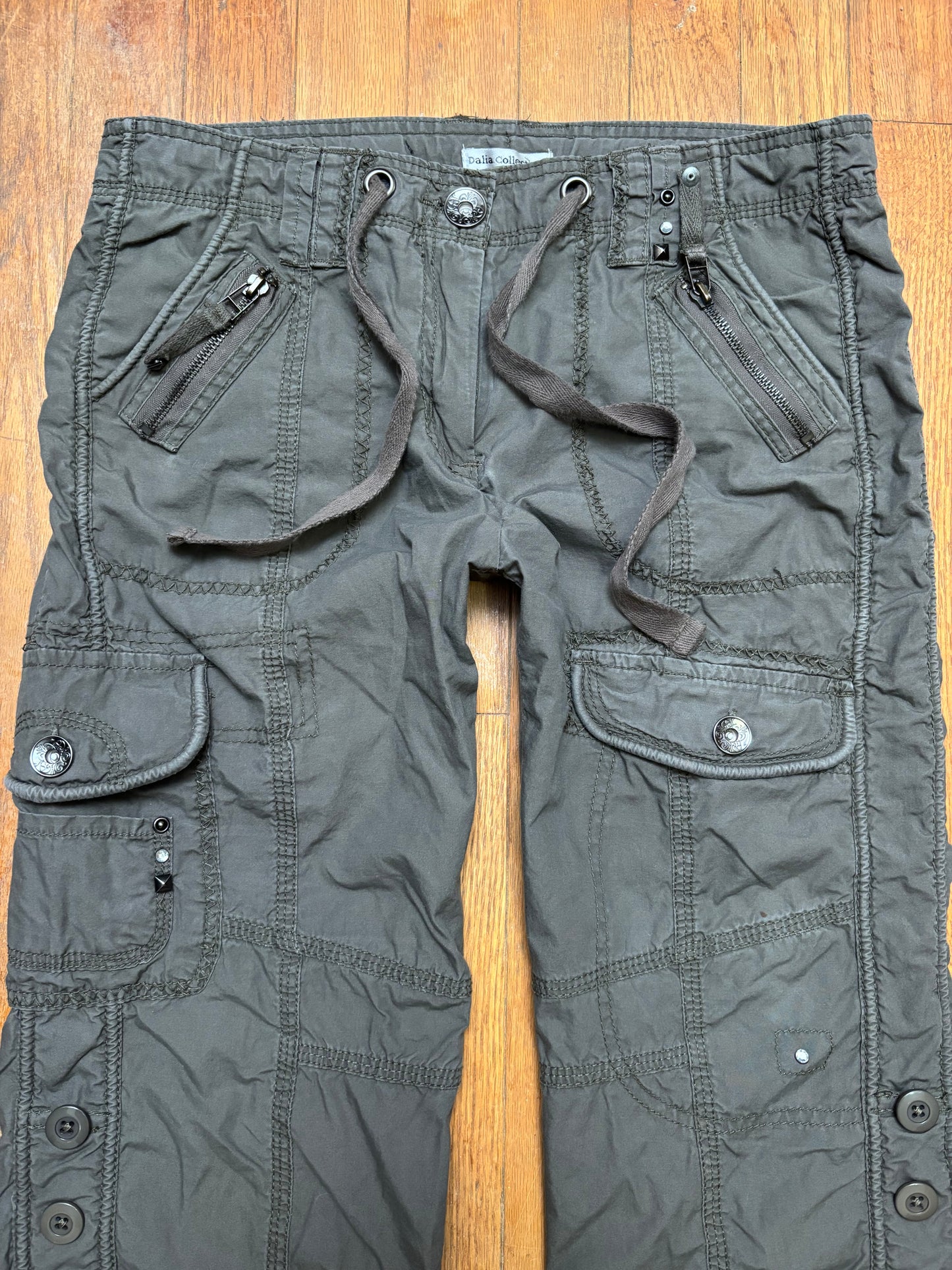 Dalia 00’s Cargo Capri | Size 6