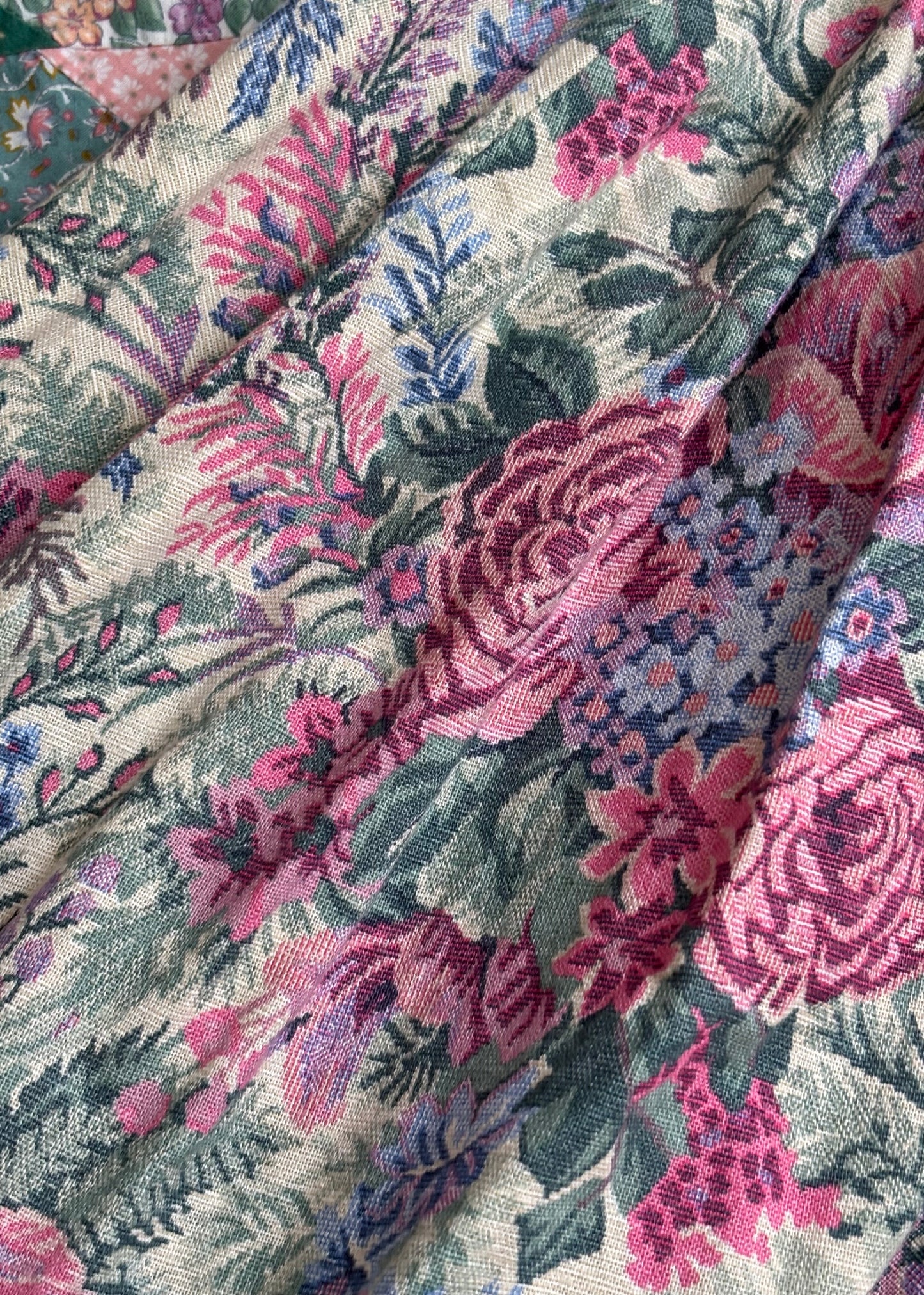 Molly Floral Midi | Size 28” waist