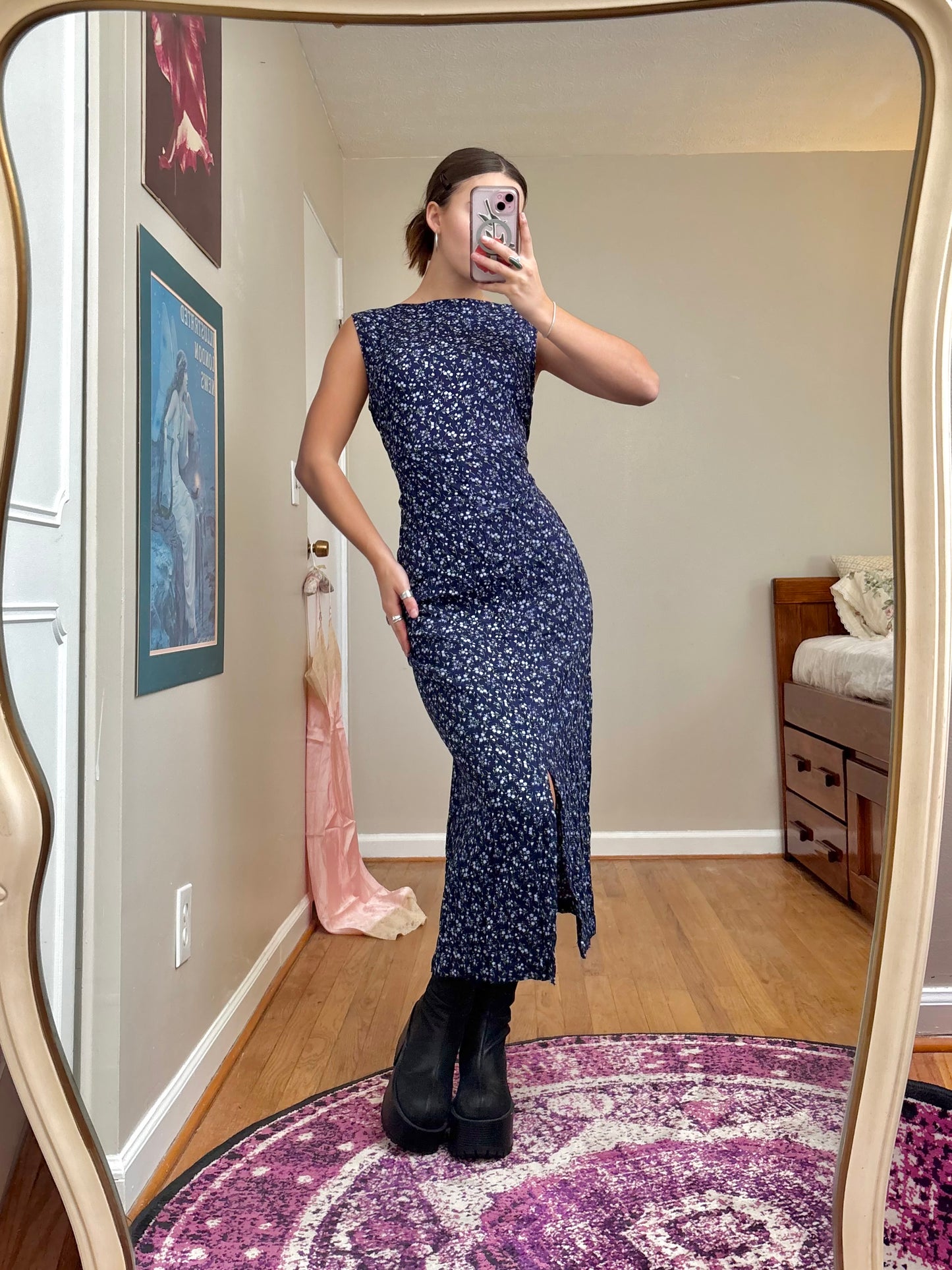 Navy 90’s Floral Maxi | Size M/L