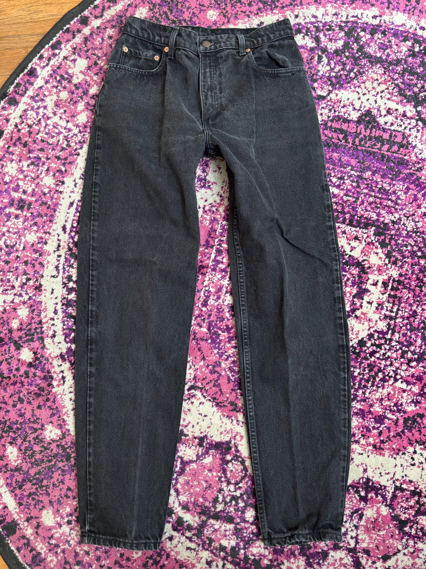 1996 Relaxed 551 Levi’s | Size 28” Waist