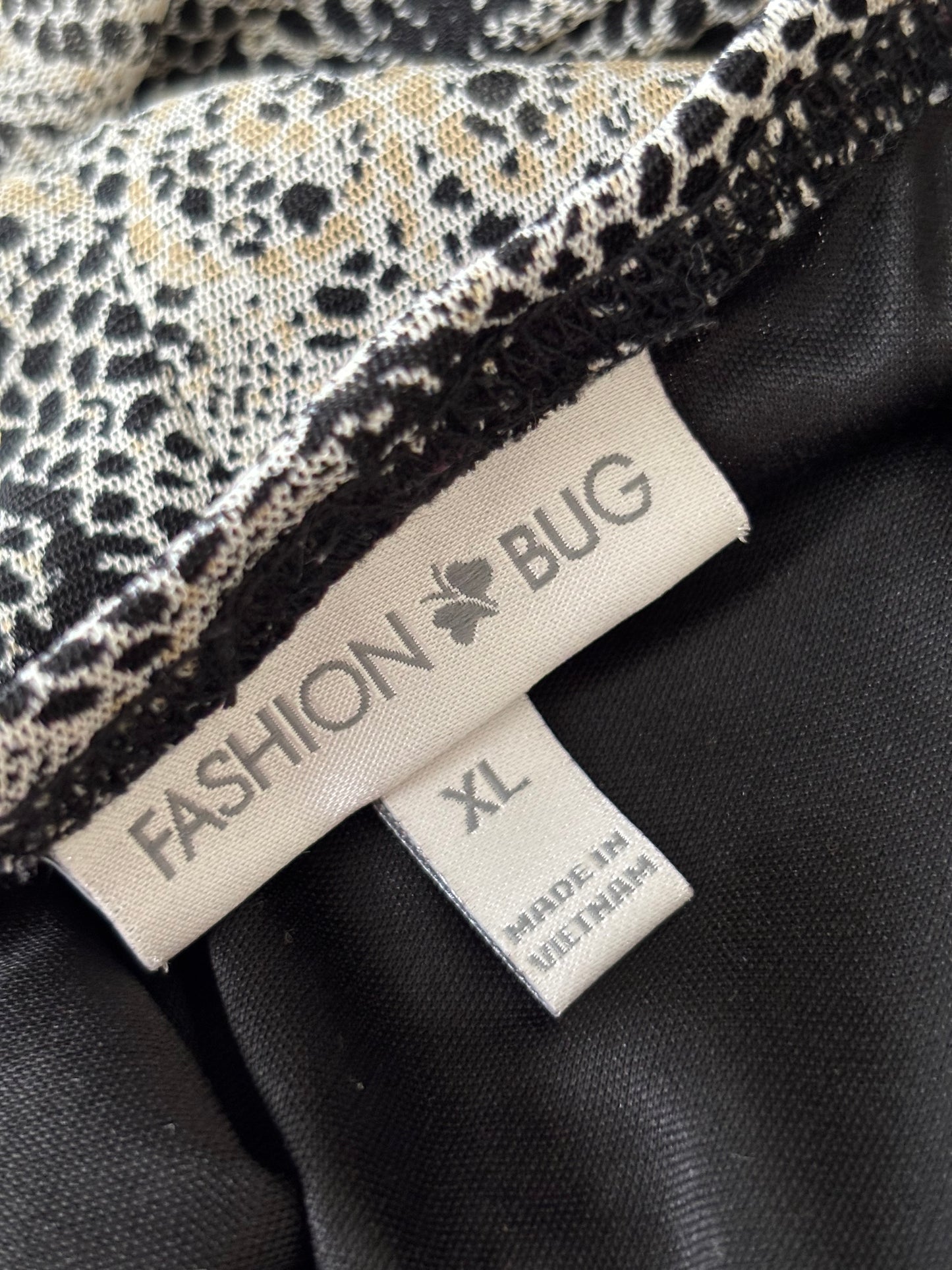 Bug 00's maxi Skirt | Size 34" Waist
