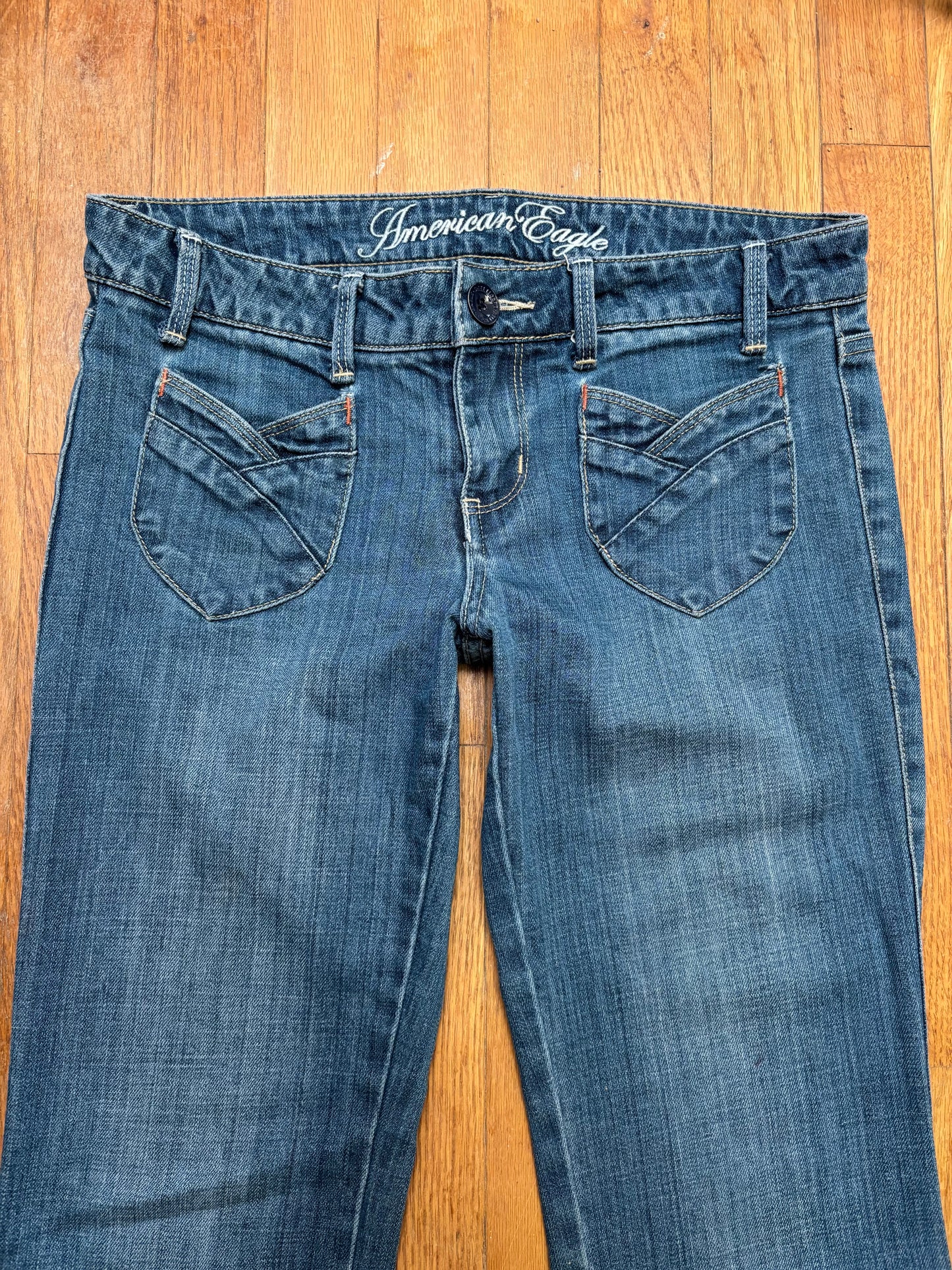 AE 00’s Flare Jeans | Size 2