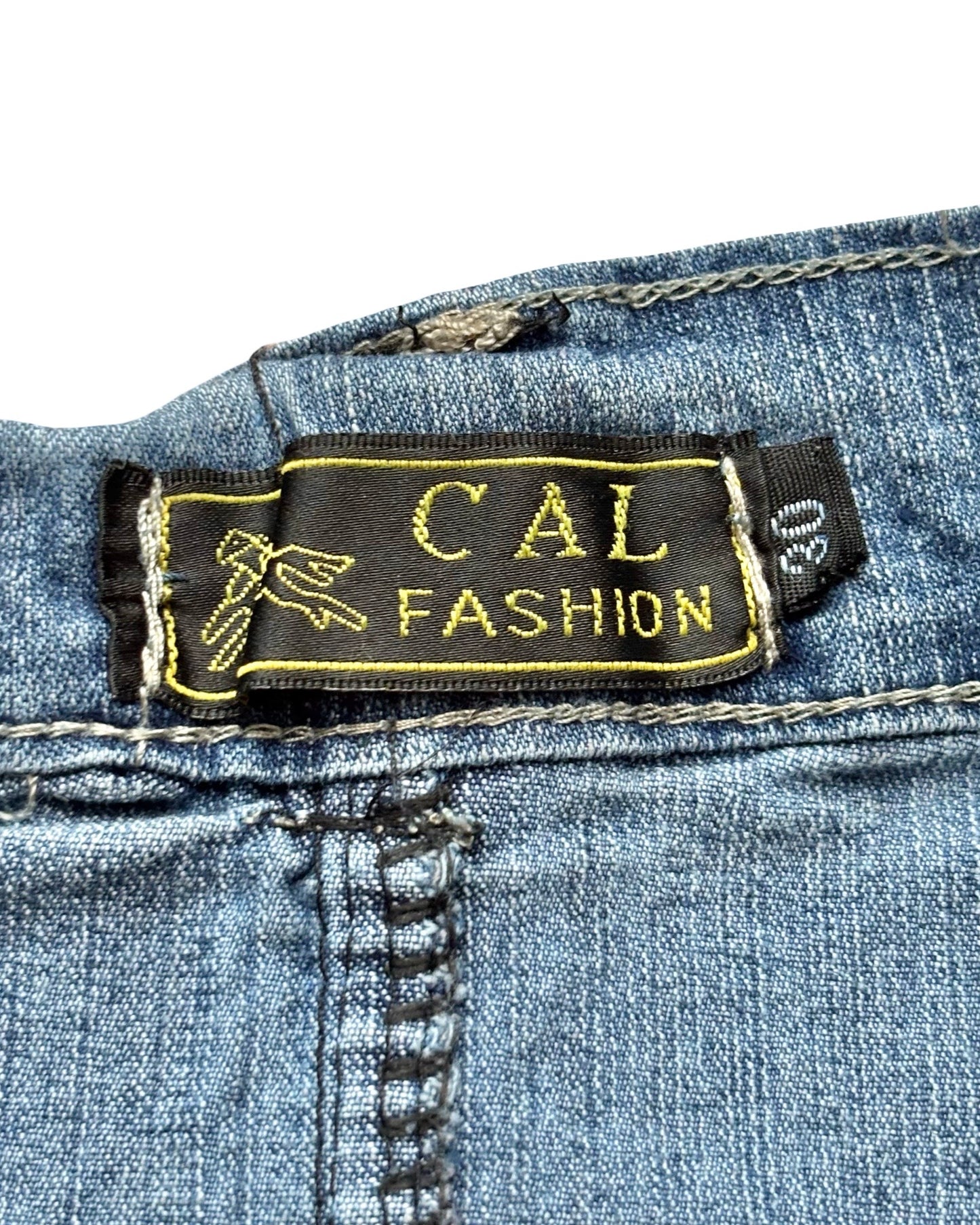 Denim 00's Embroidered Skirt | Size 28” Waist