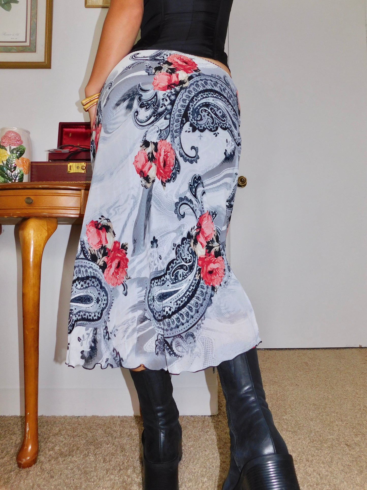 Clio Floral Midi | Size 26” waist