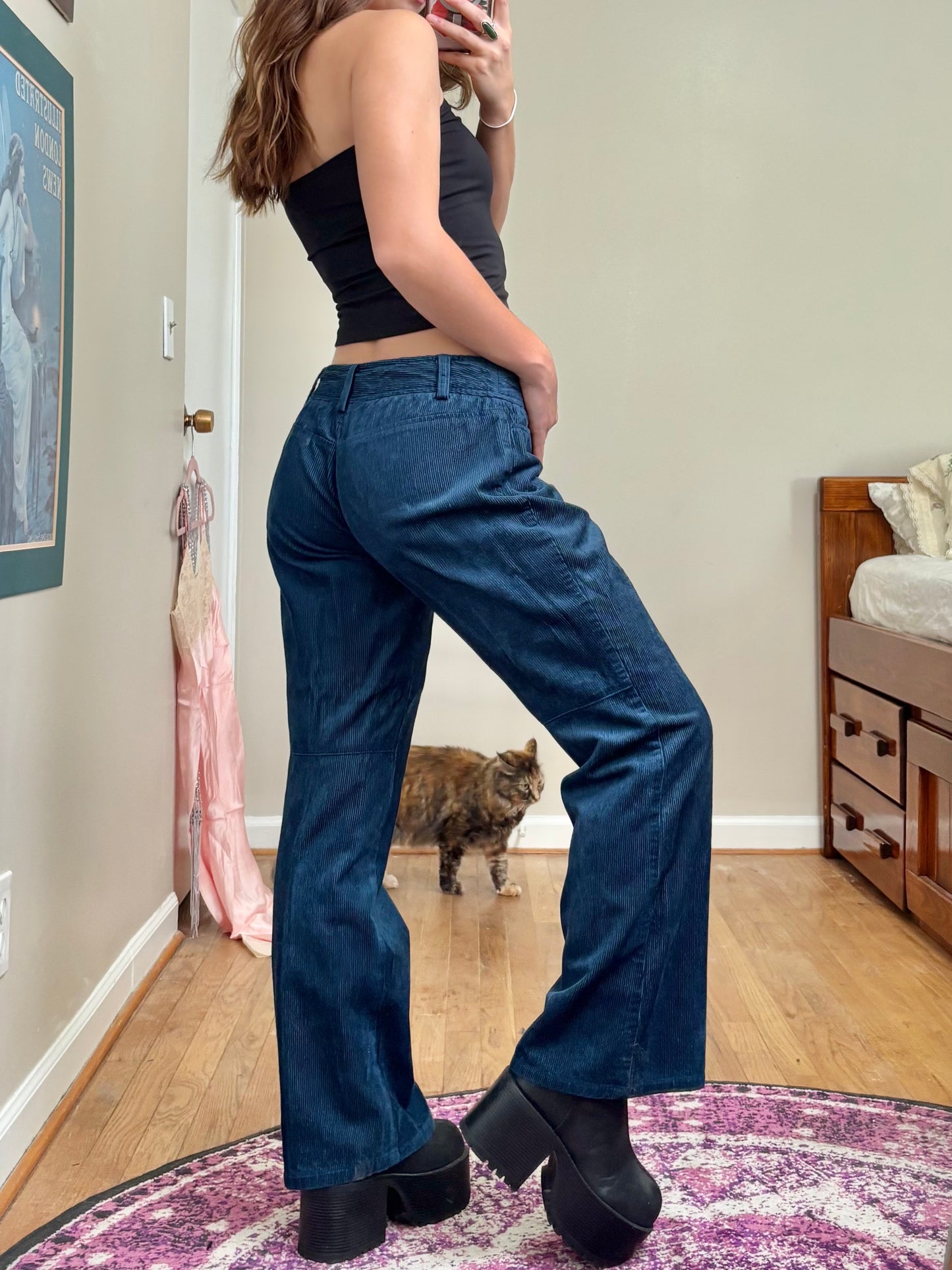 Blue 00's Corduroy Pant | Size 29" Waist
