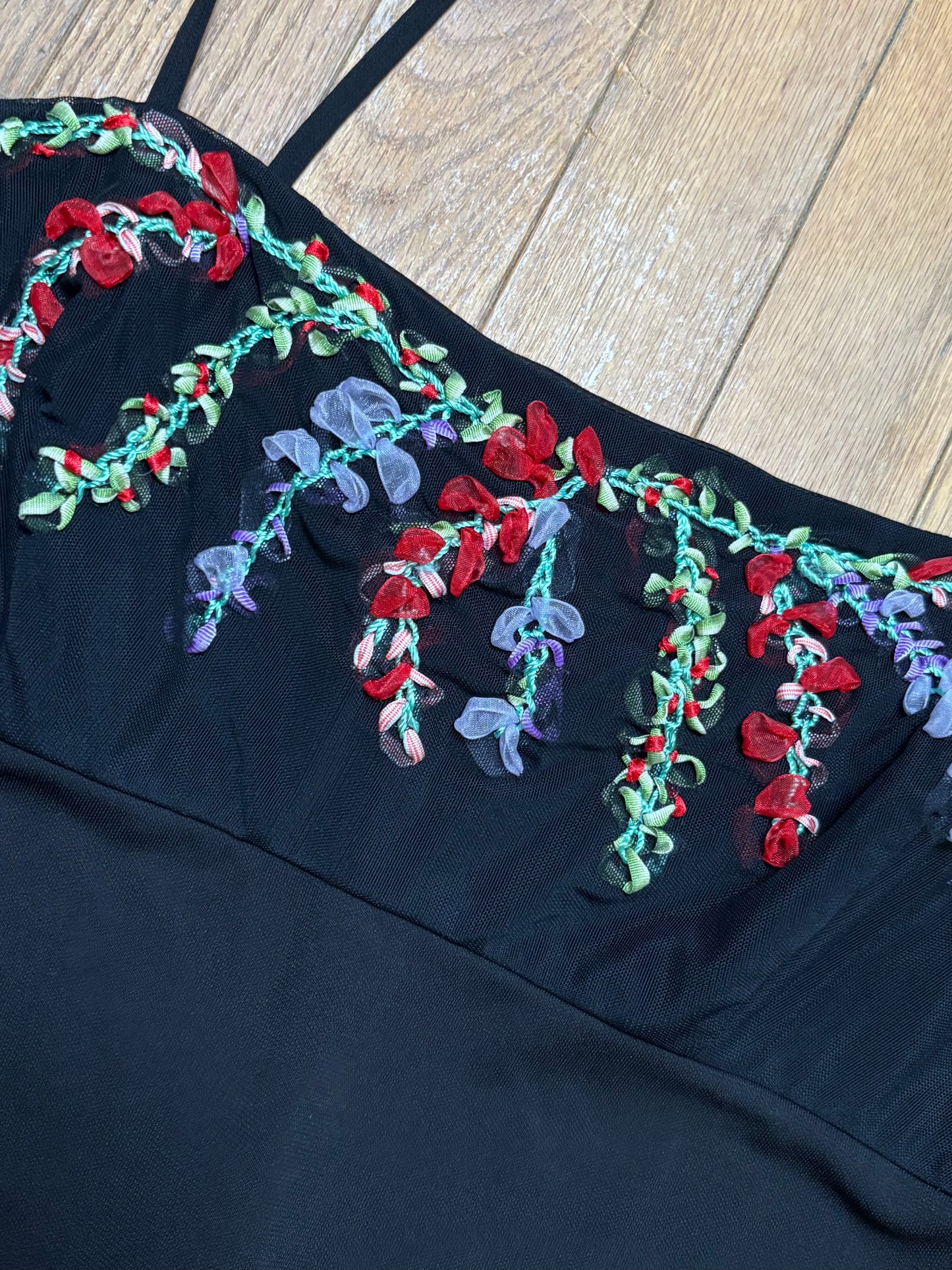 Rimini 90’s Embroidered Cami | Size M/L