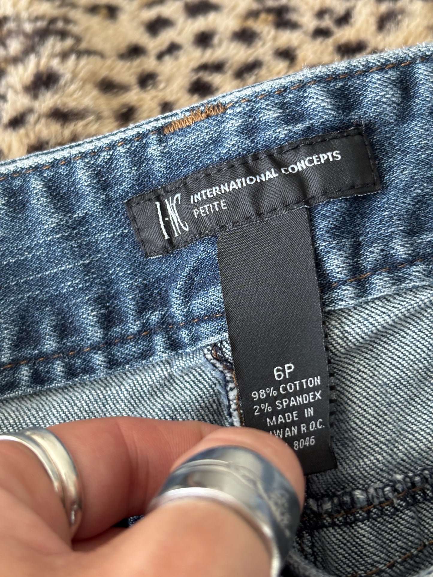 I.N.C 00's Low Rise Jean | Size 28" Waist