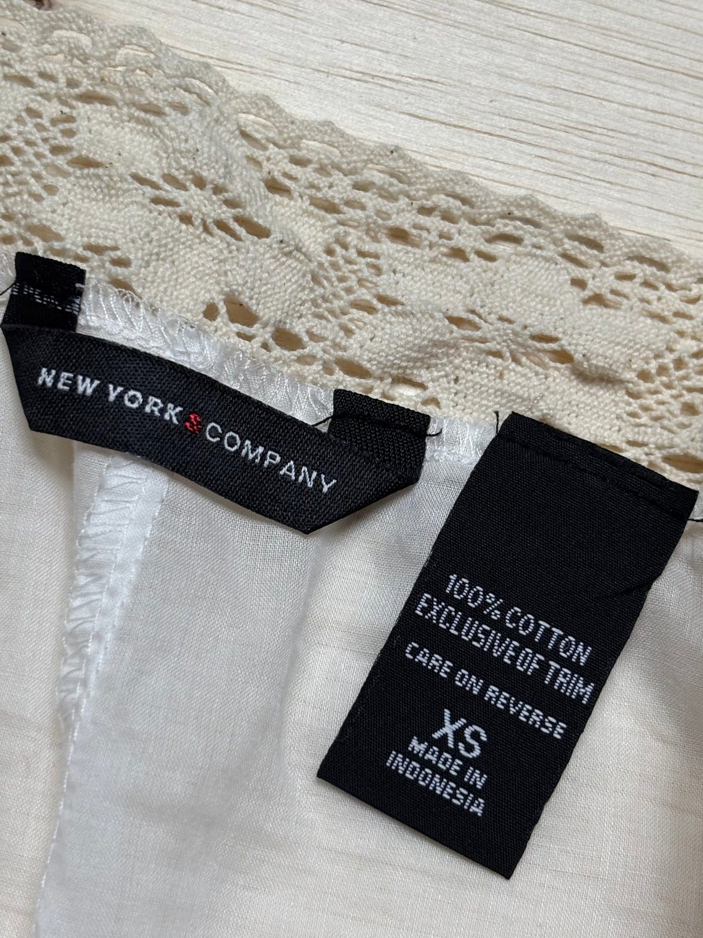 NY&Co 00’s Tie Back Top | Size XS