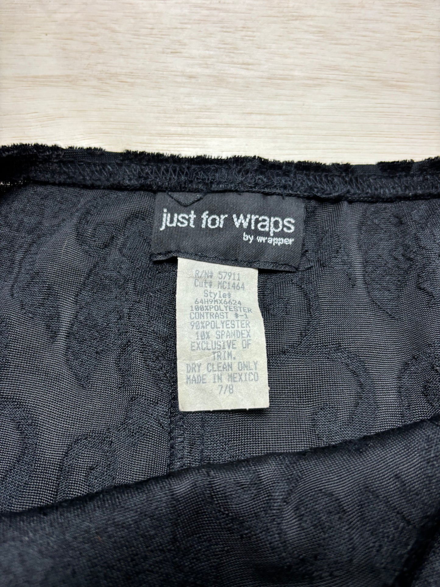 Just For Wraps 90’s Mini Skirt | Size 26” waist