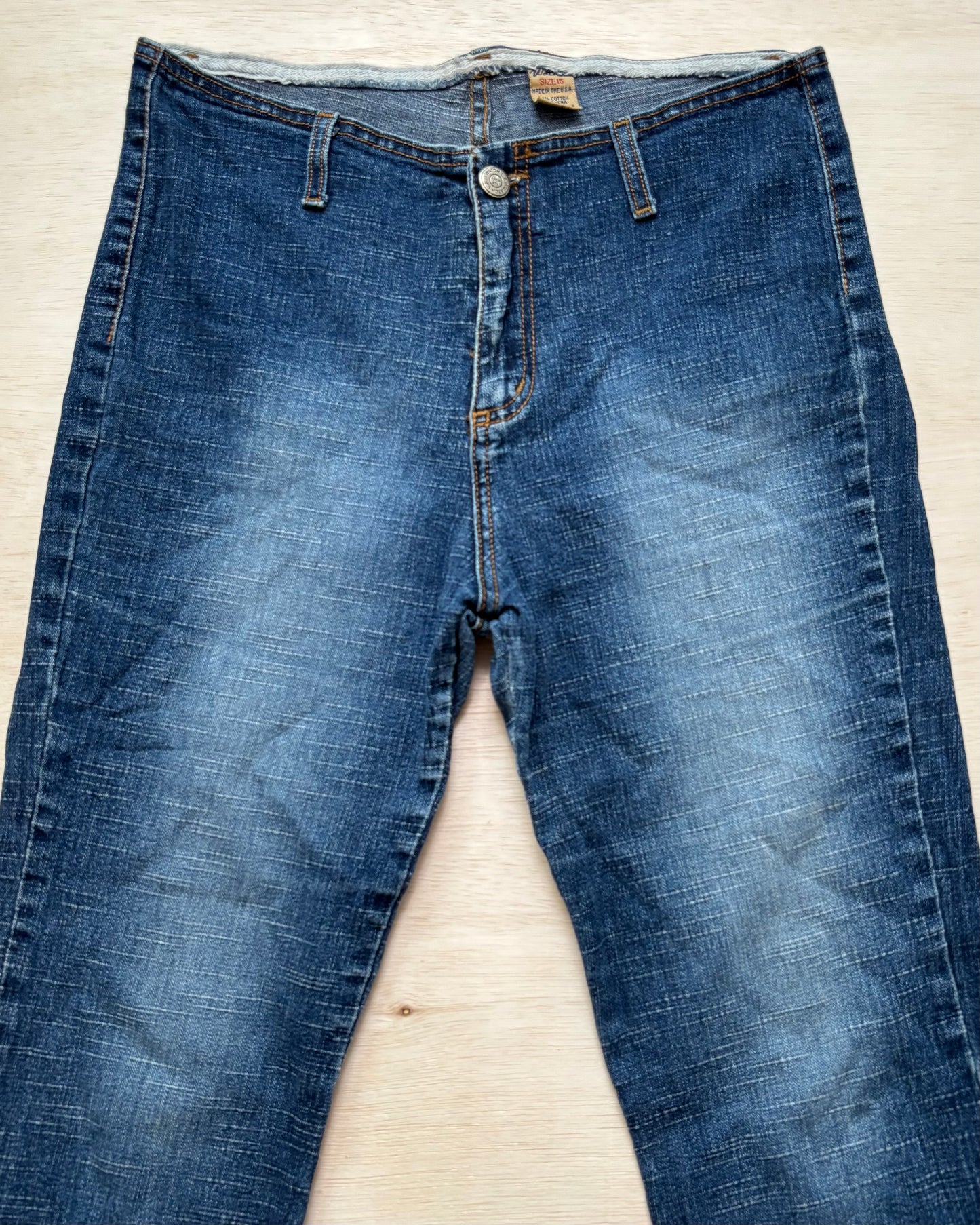 True 90’s Denim Capris | Size 28” waist