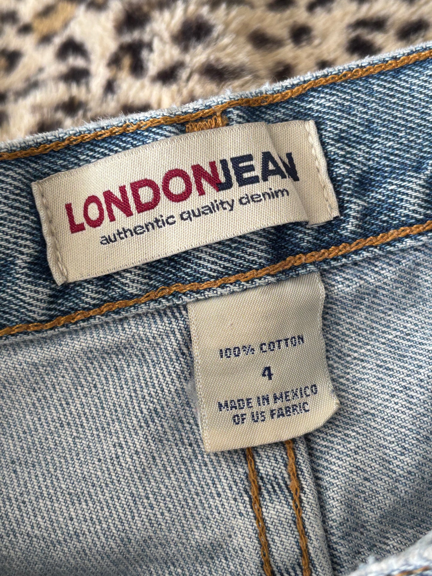 London 90's Jean | Size 26" Waist