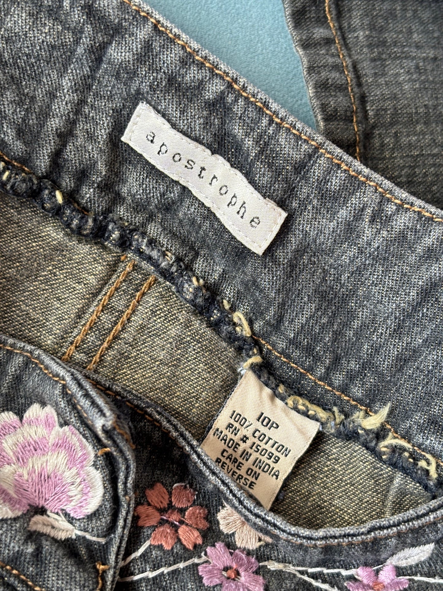 Apostrophe 90's Embroidered Jean | Size 30" Waist
